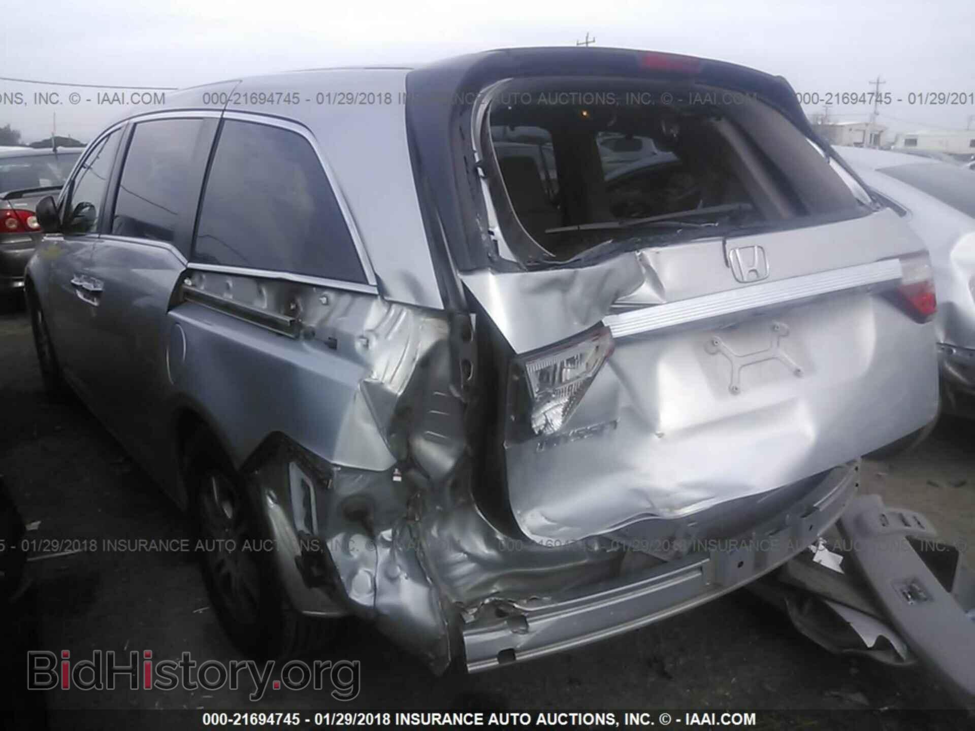 2012 Honda Odyssey - VIN: 5FNRL5H68CB098351 - Фото 3