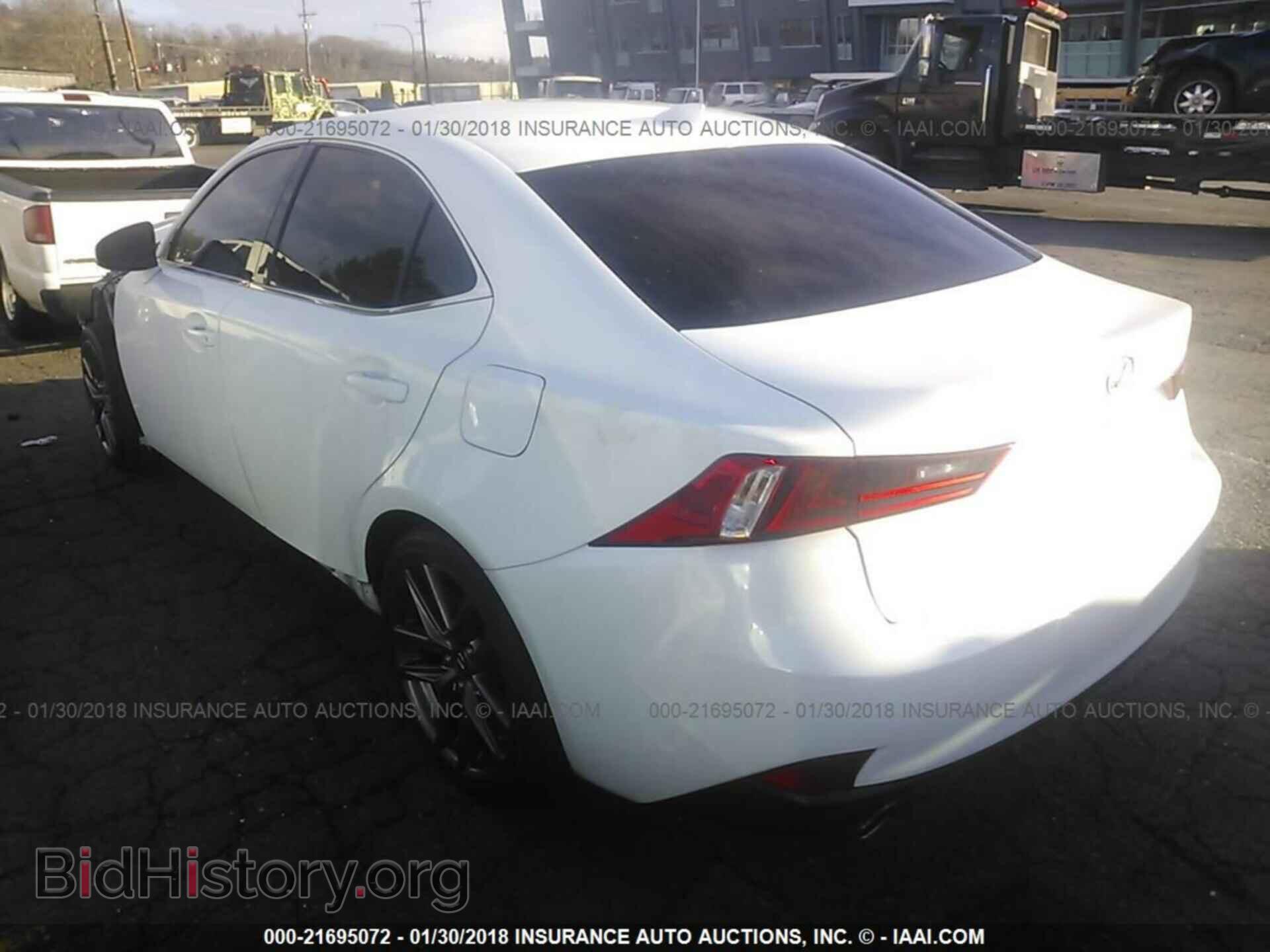 2014 Lexus Is - VIN: JTHBF1D21E5019187 - Photo 3