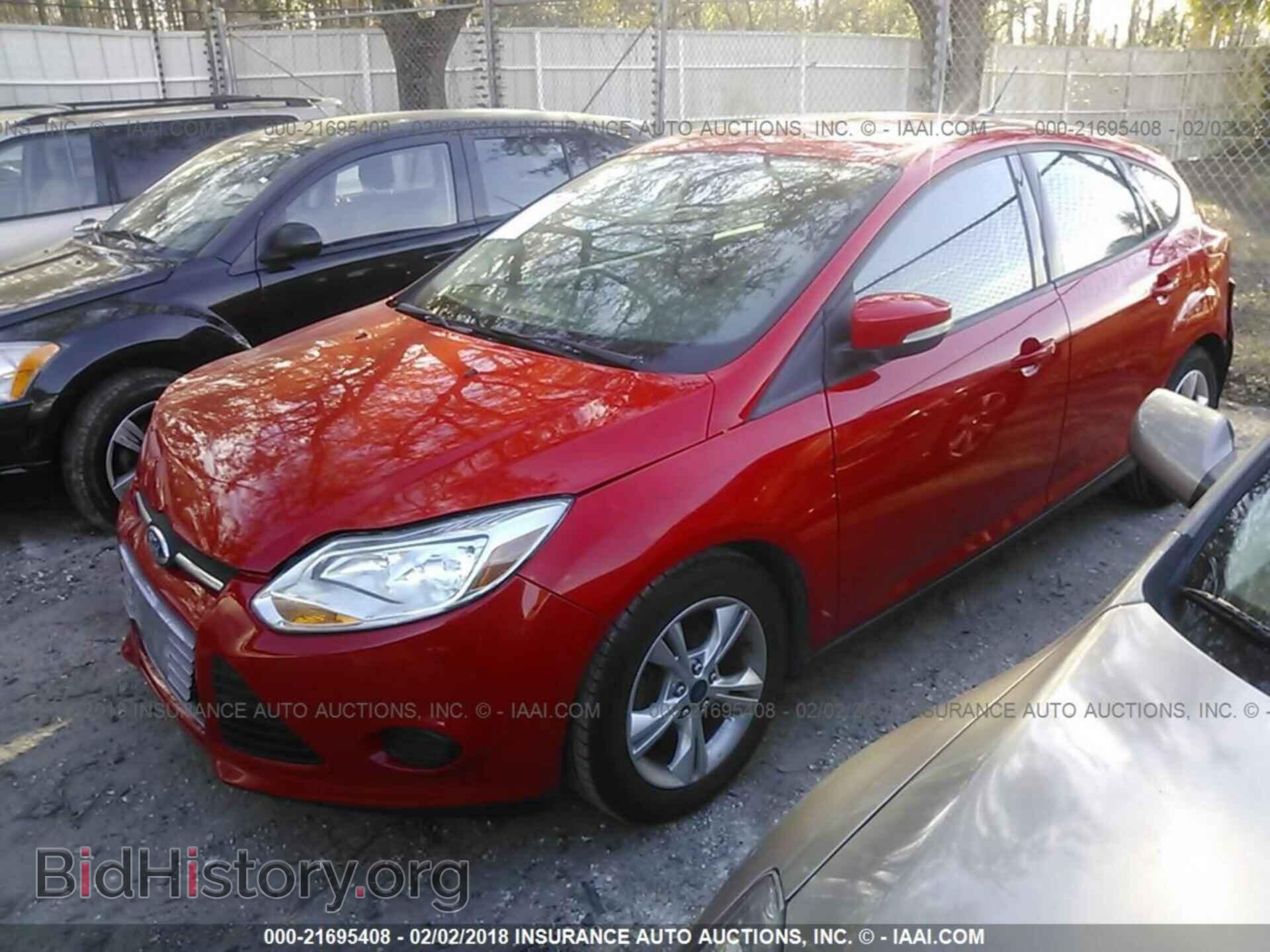 2014 Ford Focus - VIN: 1FADP3K29EL301083 - Photo 2