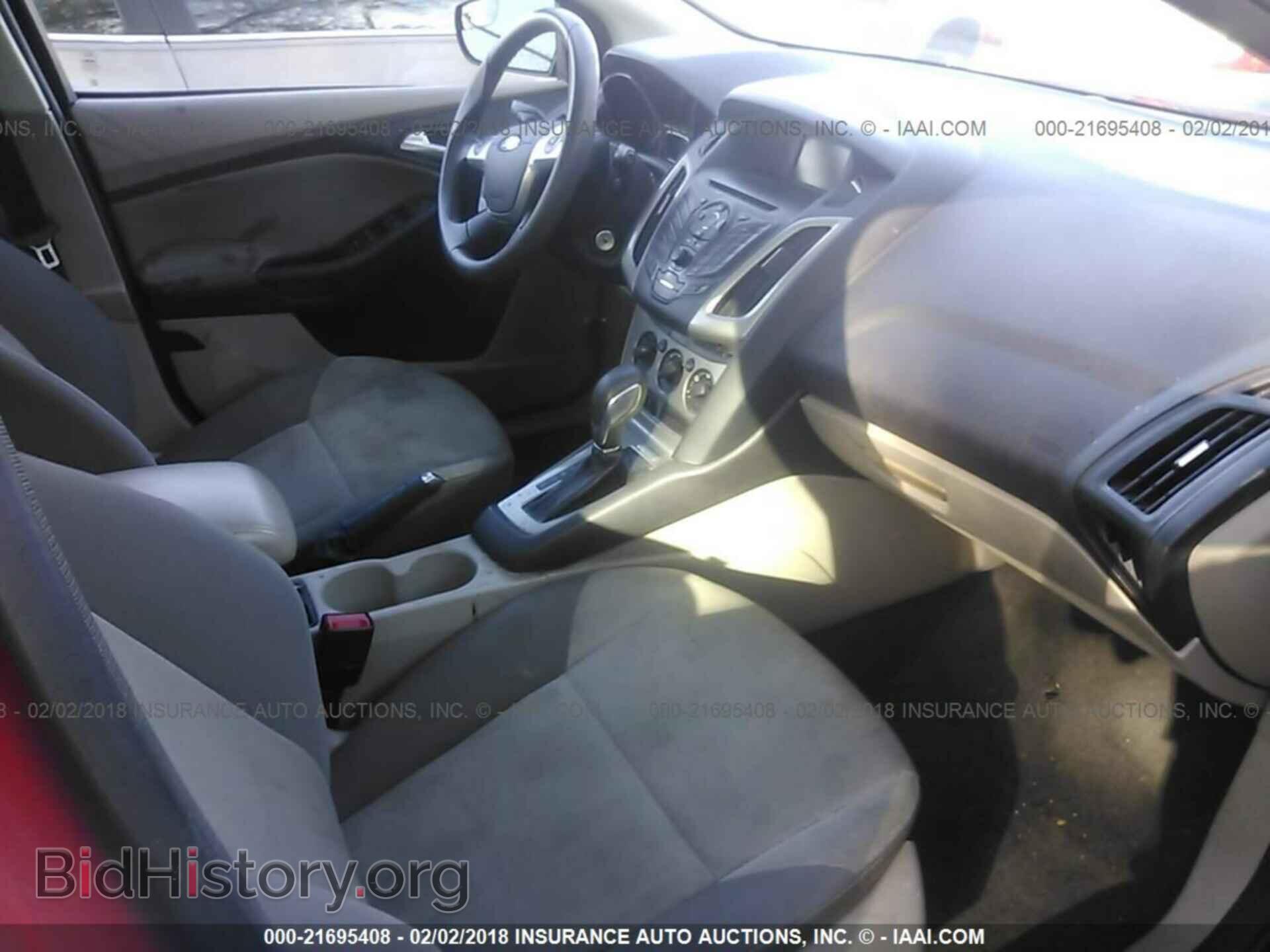 2014 Ford Focus - VIN: 1FADP3K29EL301083 - Photo 5