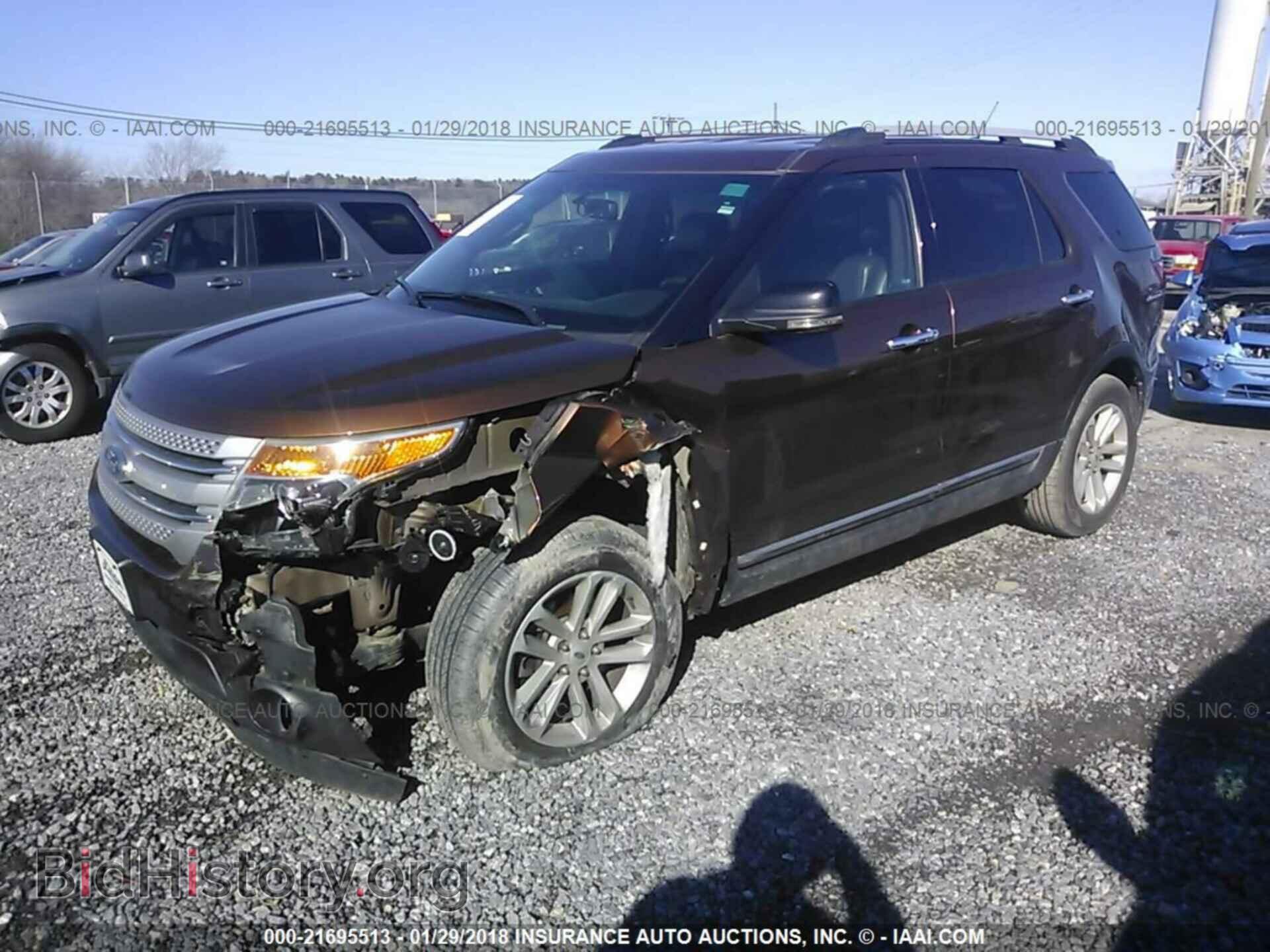 2012 Ford Explorer - VIN: 1FMHK8D87CGA51580 - Фото 2