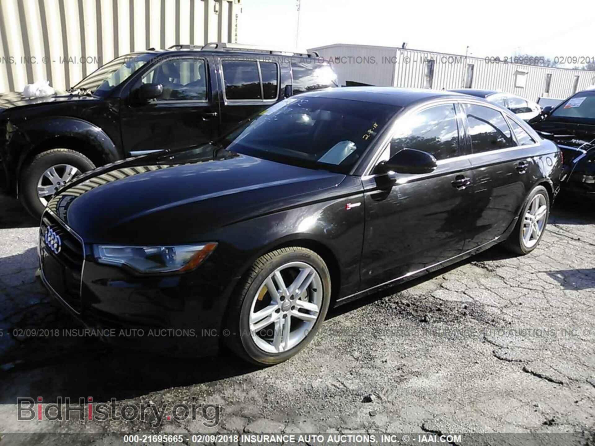 2012 Audi A6 - VIN: WAUGGAFC1CN097232 - Фото 2
