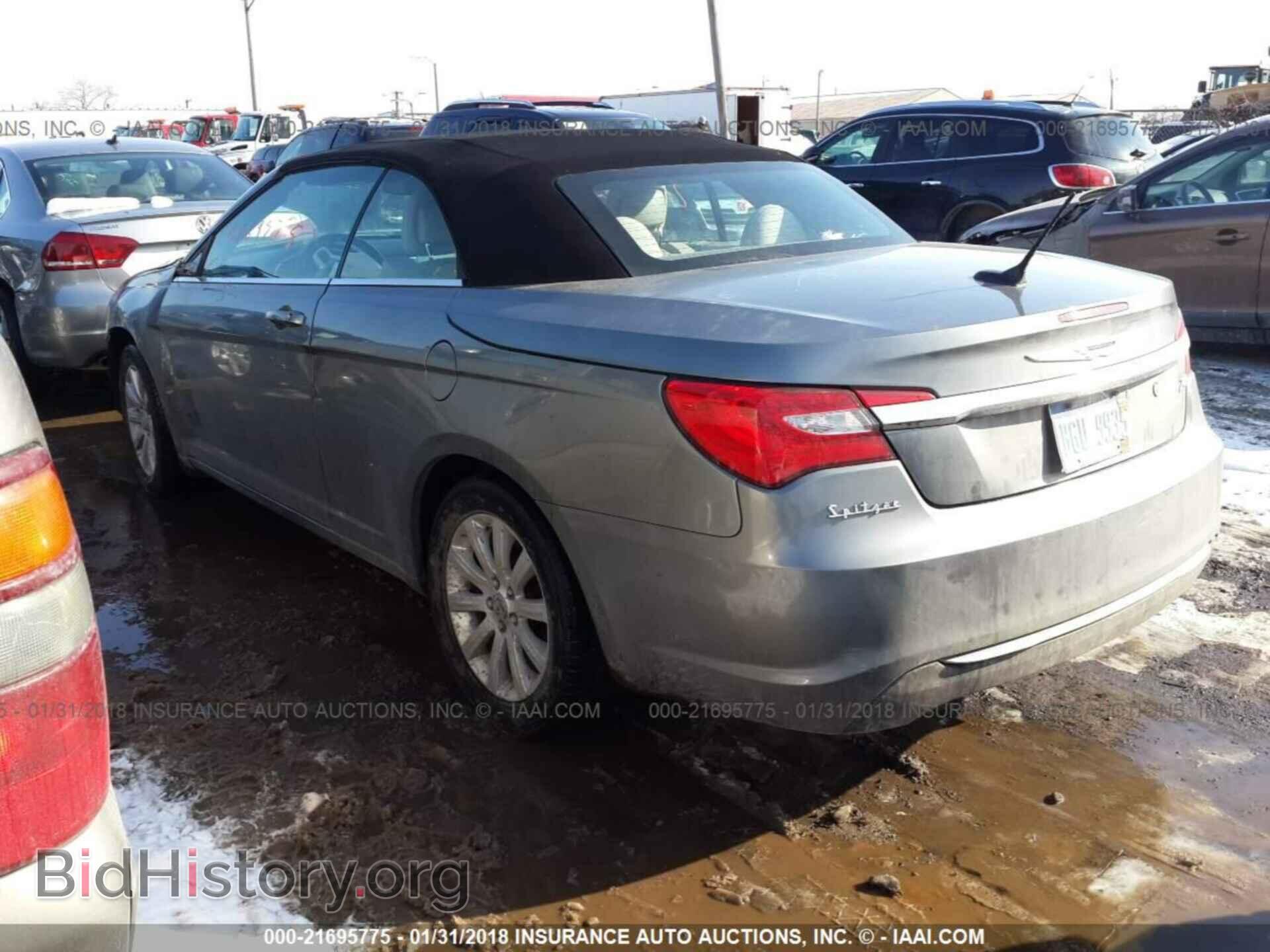 2012 Chrysler 200 - VIN: 1C3BCBEB4CN123768 - Photo 3
