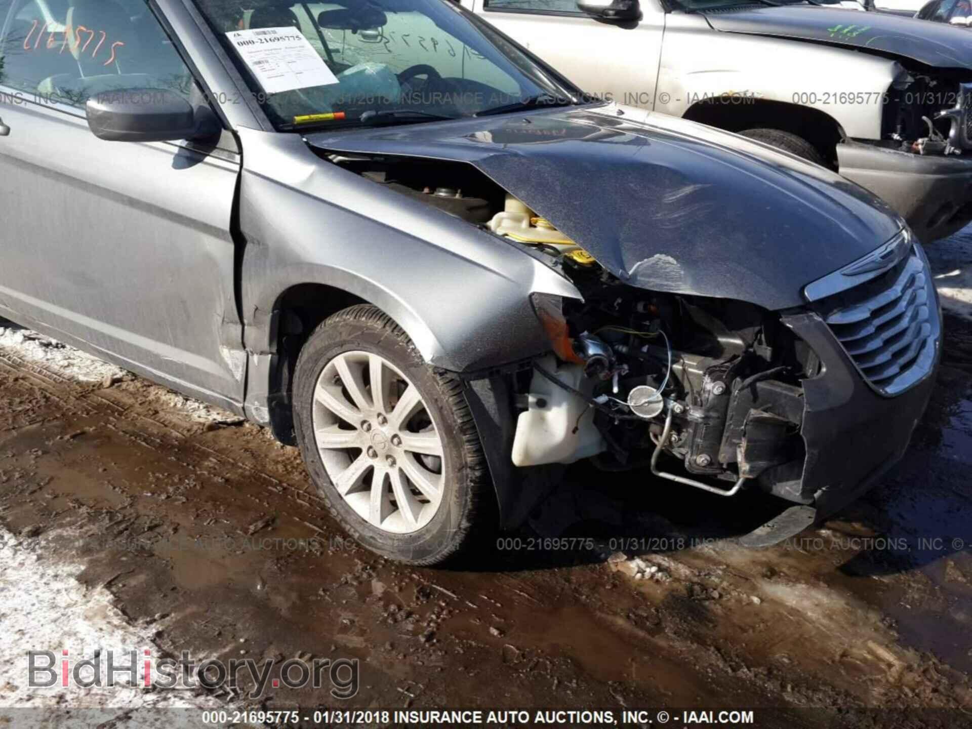 2012 Chrysler 200 - VIN: 1C3BCBEB4CN123768 - Photo 6