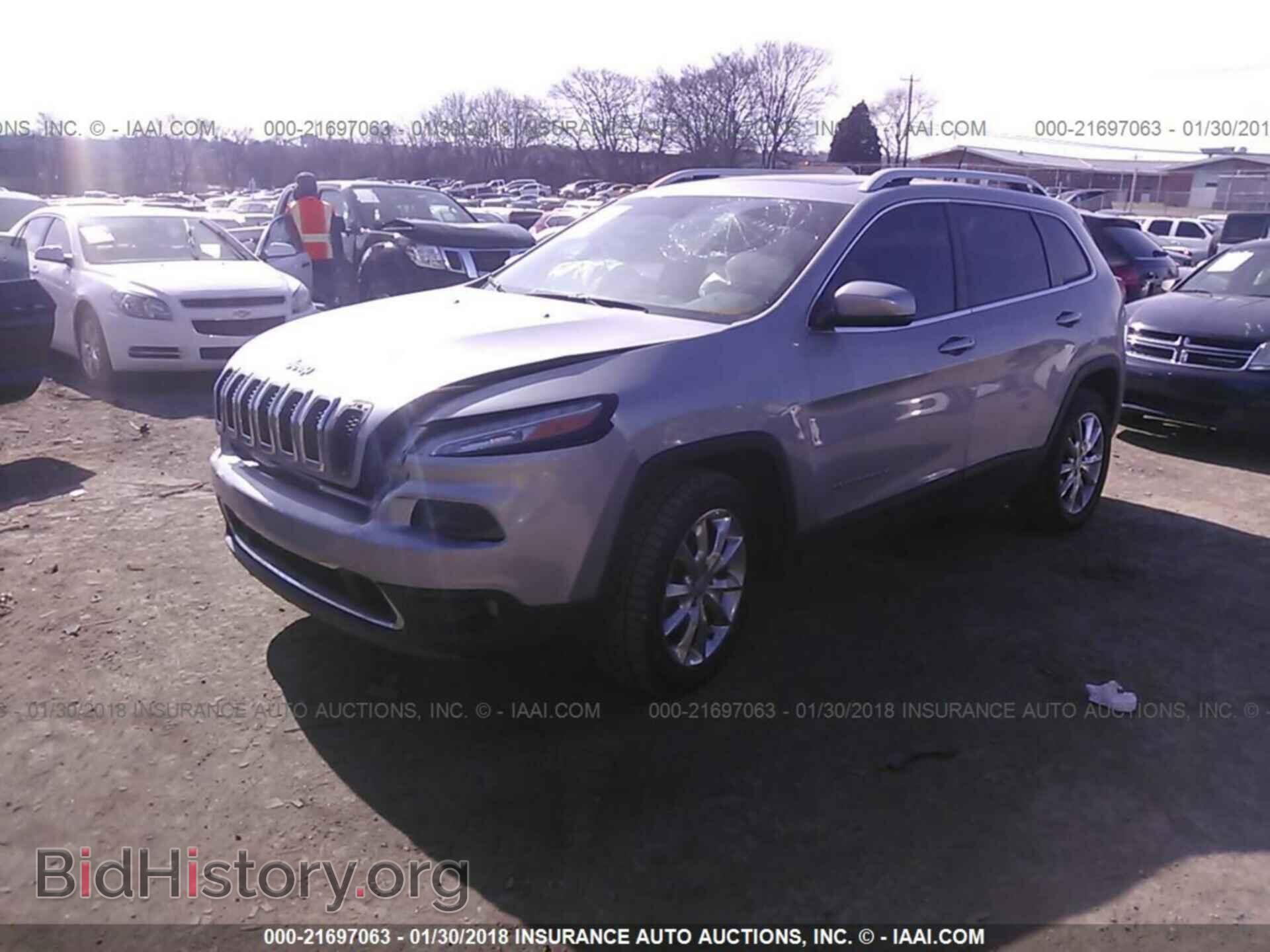 2014 Jeep Cherokee - VIN: 1C4PJLDB3EW131761 - Photo 2