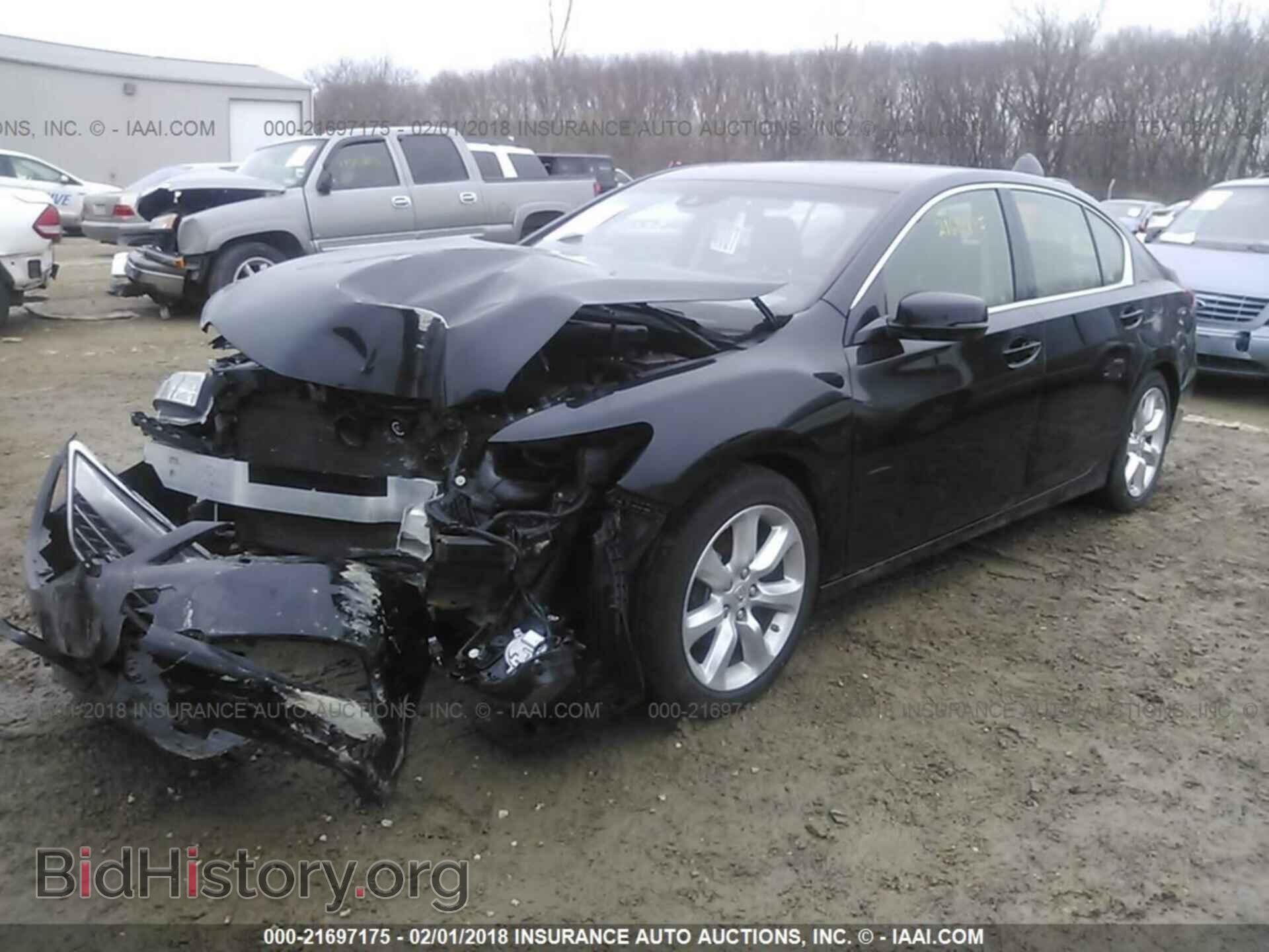 2014 Acura Rlx - VIN: JH4KC1F36EC002301 - Фото 2