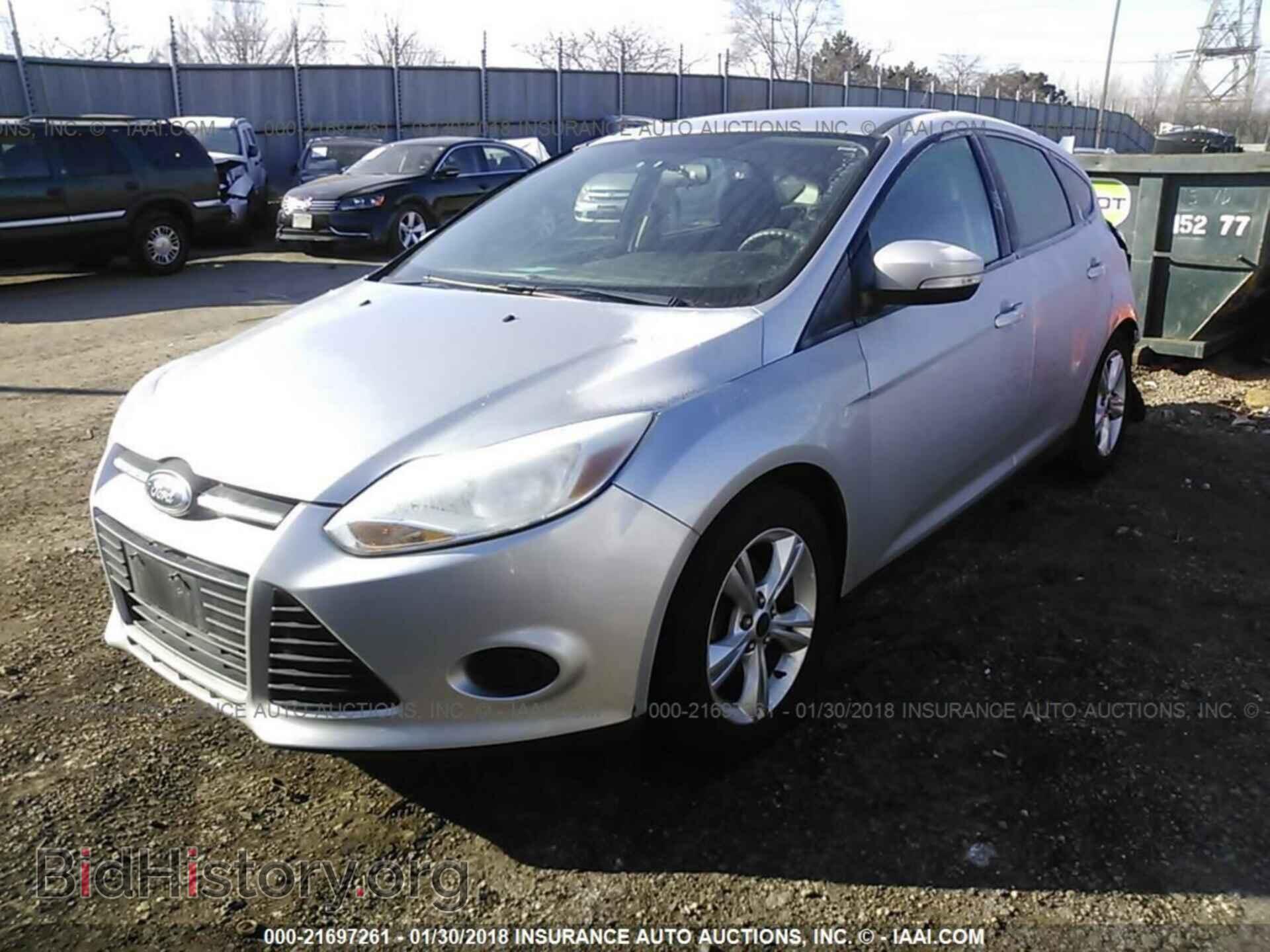 2013 Ford Focus - VIN: 1FADP3K26DL341524 - Фото 2