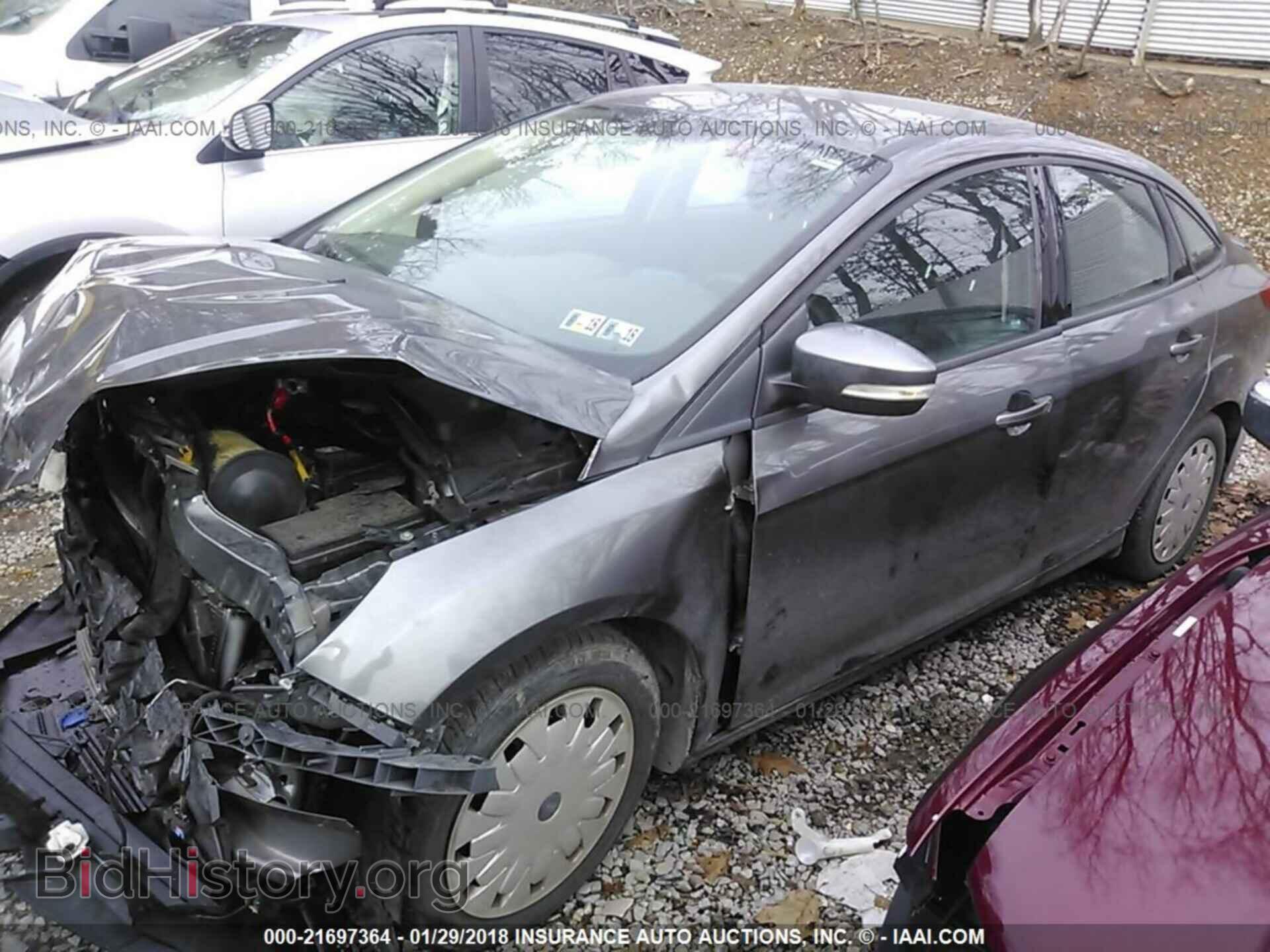 2012 Ford Focus - VIN: 1FAHP3F21CL434400 - Photo 2