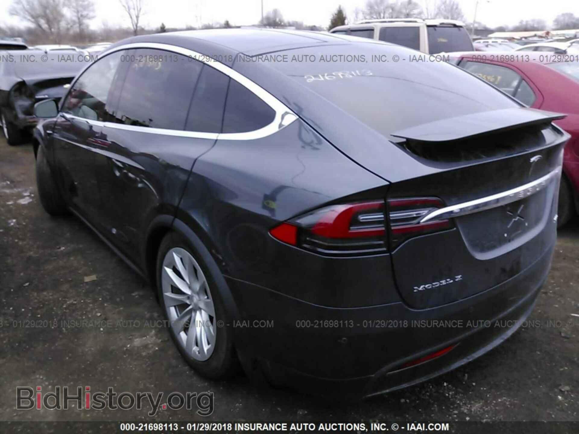 2017 Tesla Model x - VIN: 5YJXCBE21HF059311 - Фото 3