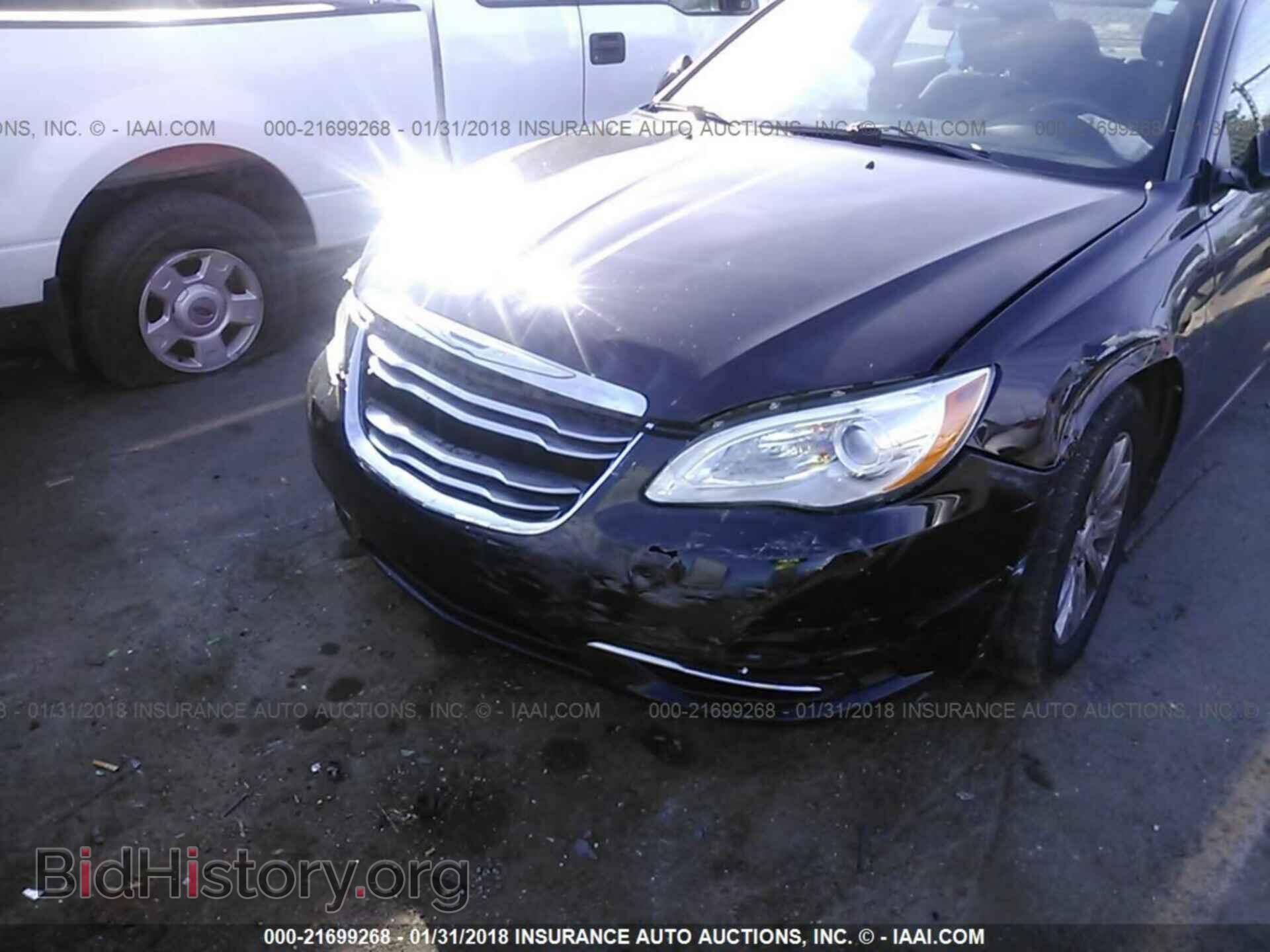 2013 Chrysler 200 - VIN: 1C3CCBBB8DN764044 - Фото 6