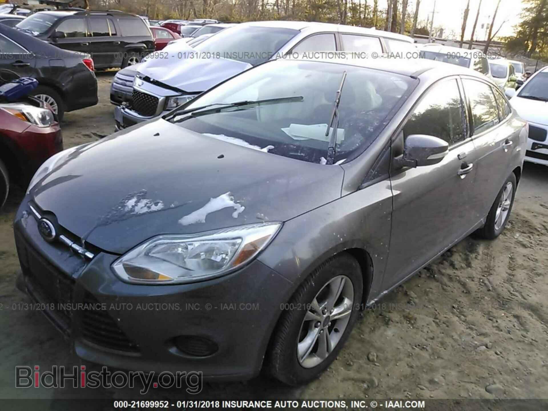 2014 Ford Focus - VIN: 1FADP3F2XEL178341 - Photo 2
