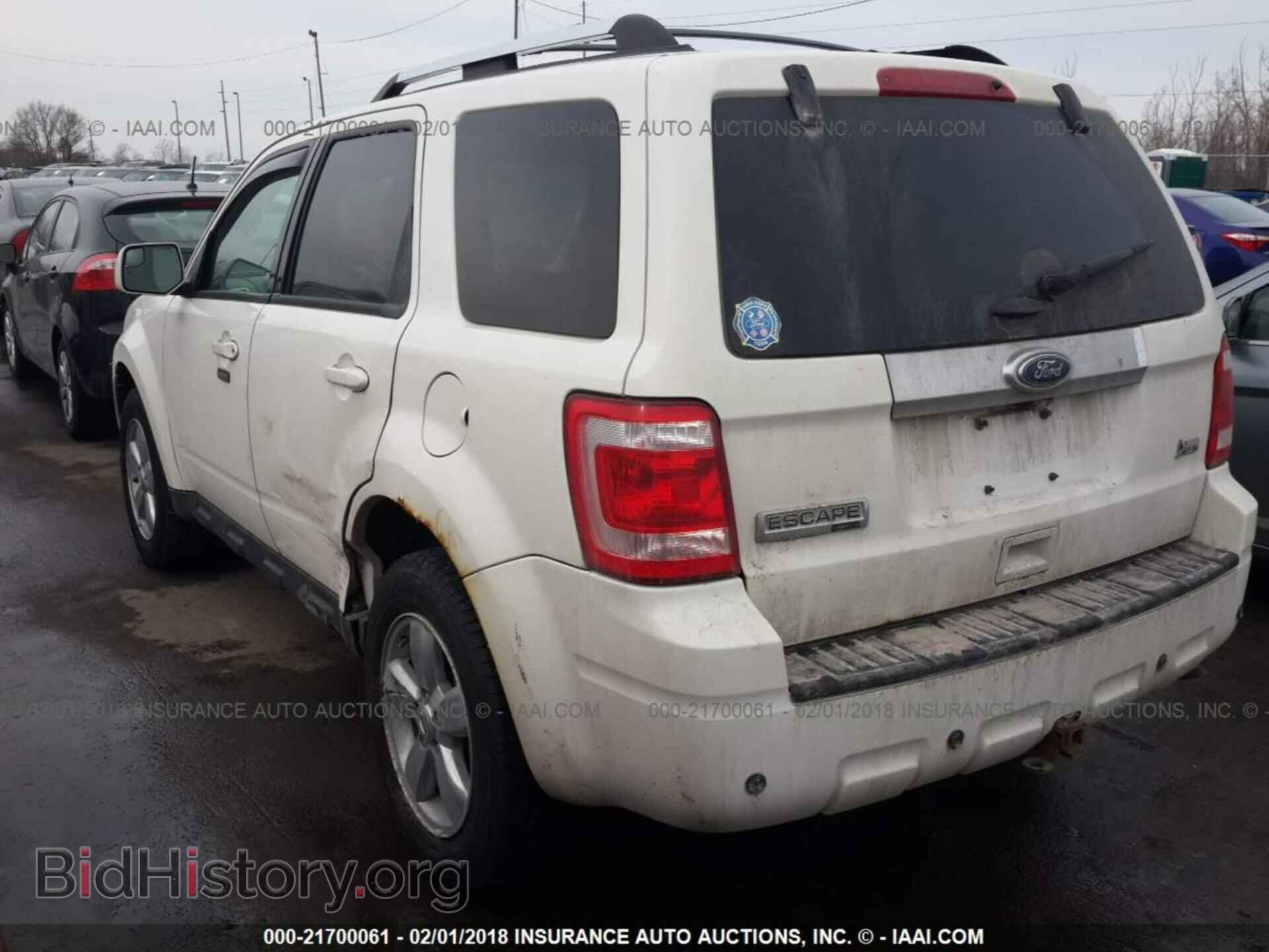 2011 Ford Escape - VIN: 1FMCU0EG0BKC02945 - Фото 6