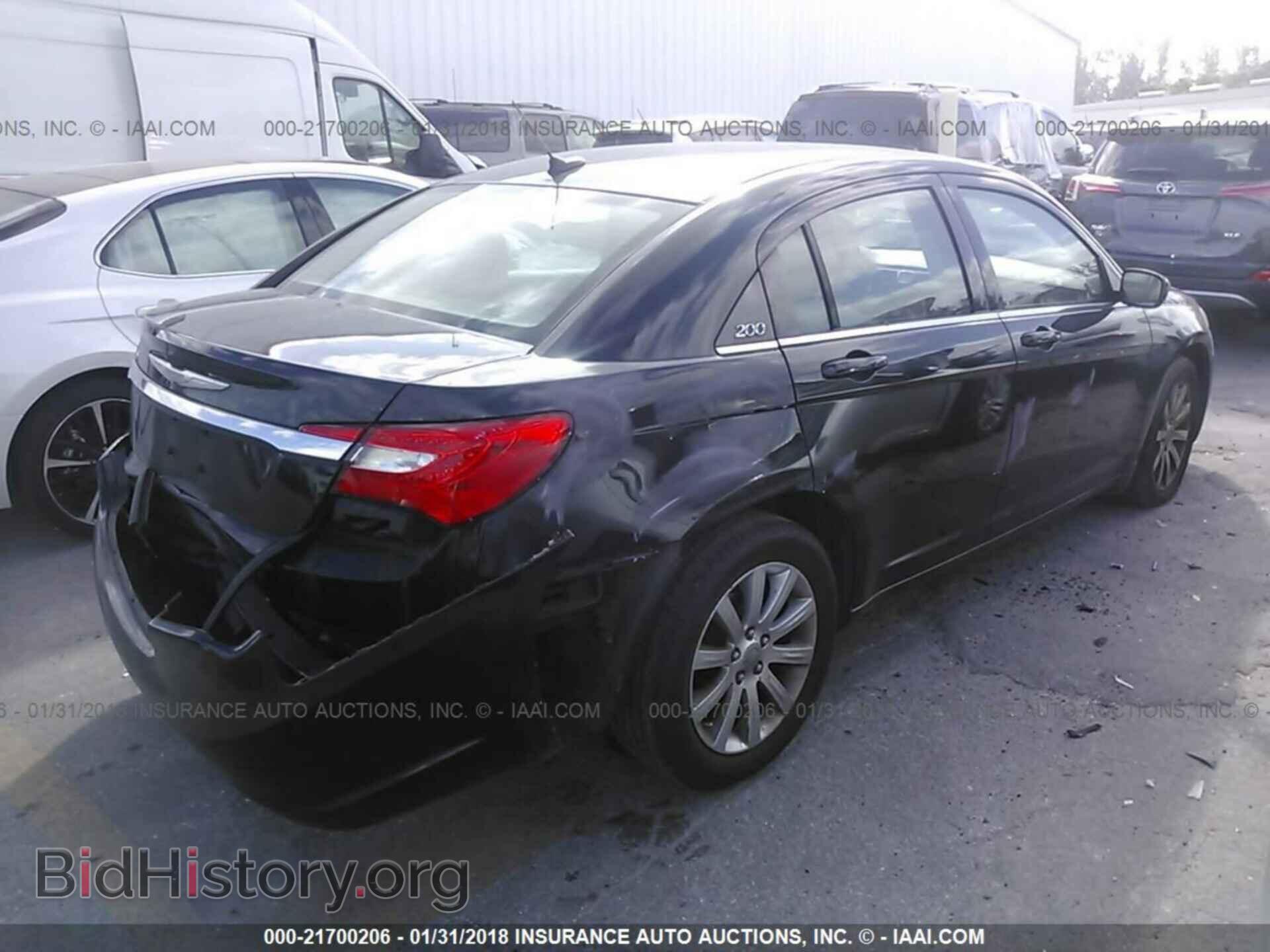 2012 Chrysler 200 - VIN: 1C3CCBBB5CN271078 - Photo 4
