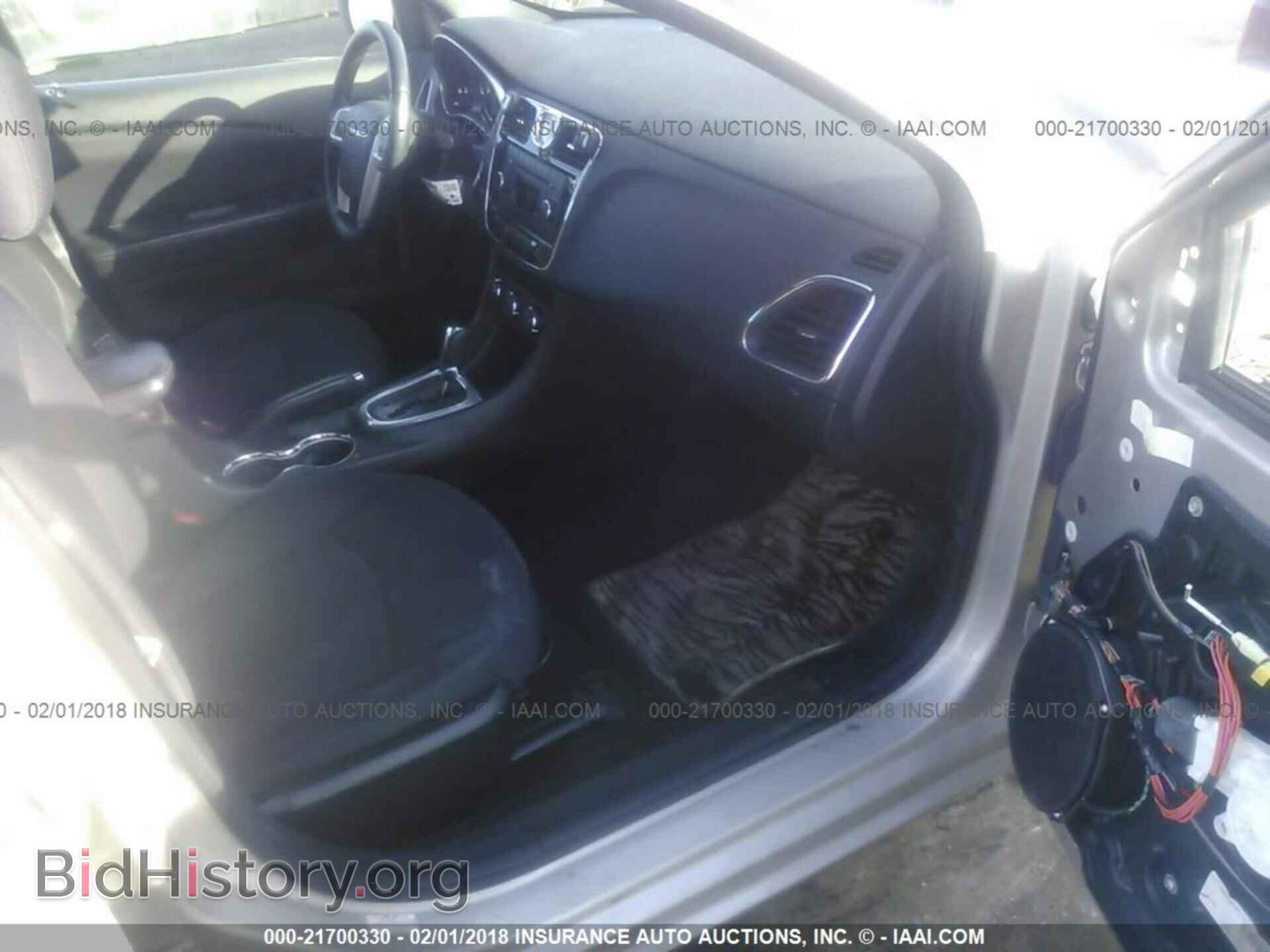 2013 Chrysler 200 - VIN: 1C3CCBBB7DN656207 - Photo 5