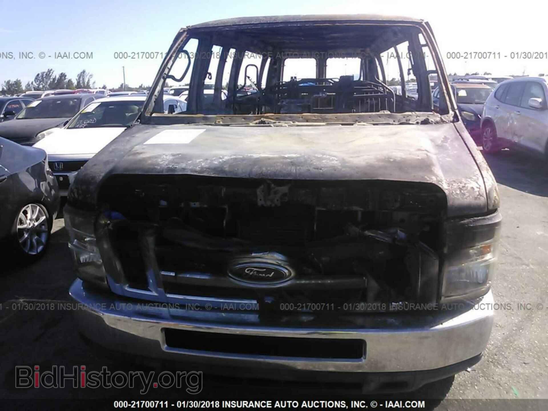 2011 Ford Econoline - VIN: 1FBSS3BL9BDA28486 - Фото 6