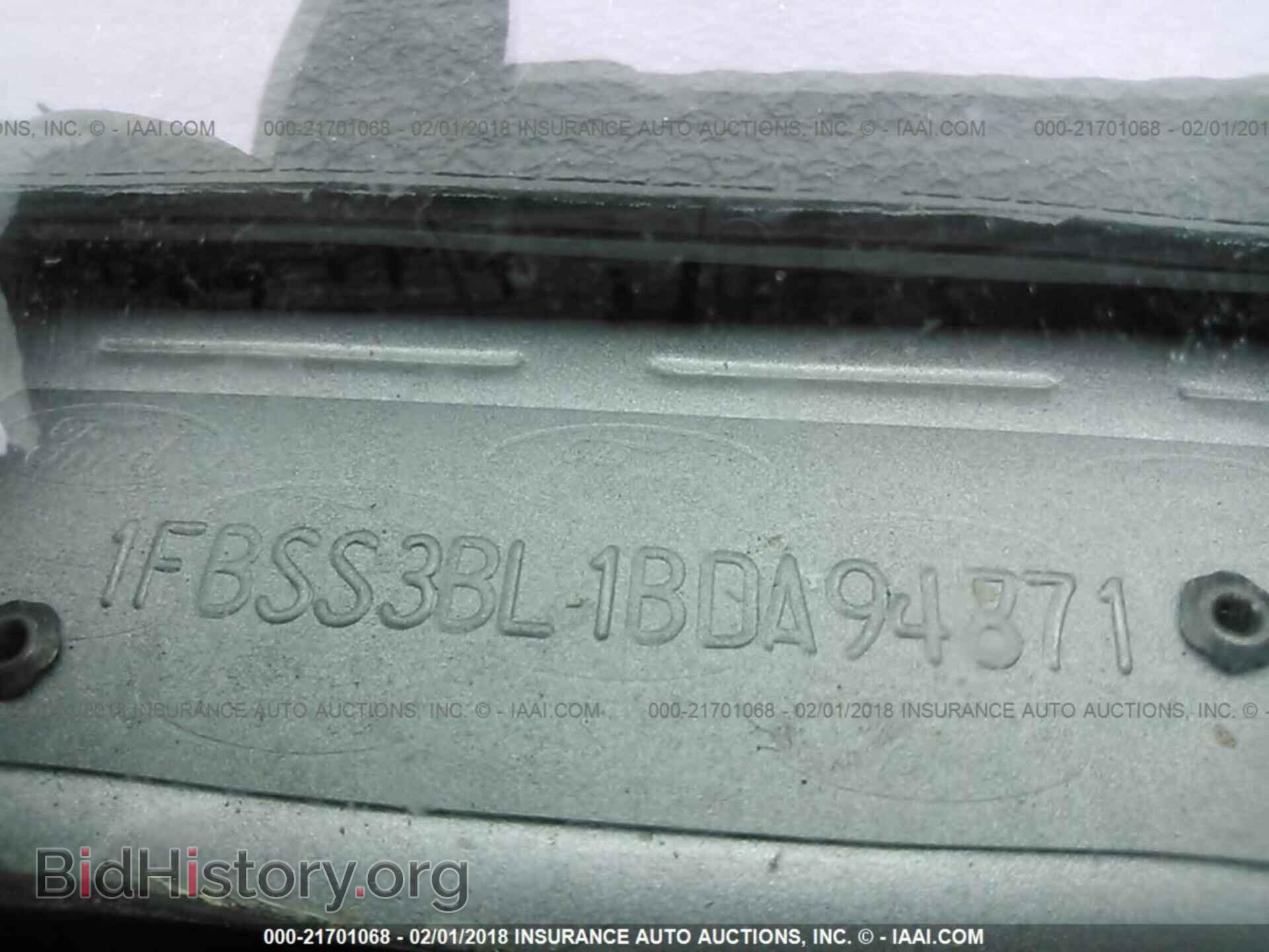 2011 Ford Econoline - VIN: 1FBSS3BL1BDA94871 - Photo 9