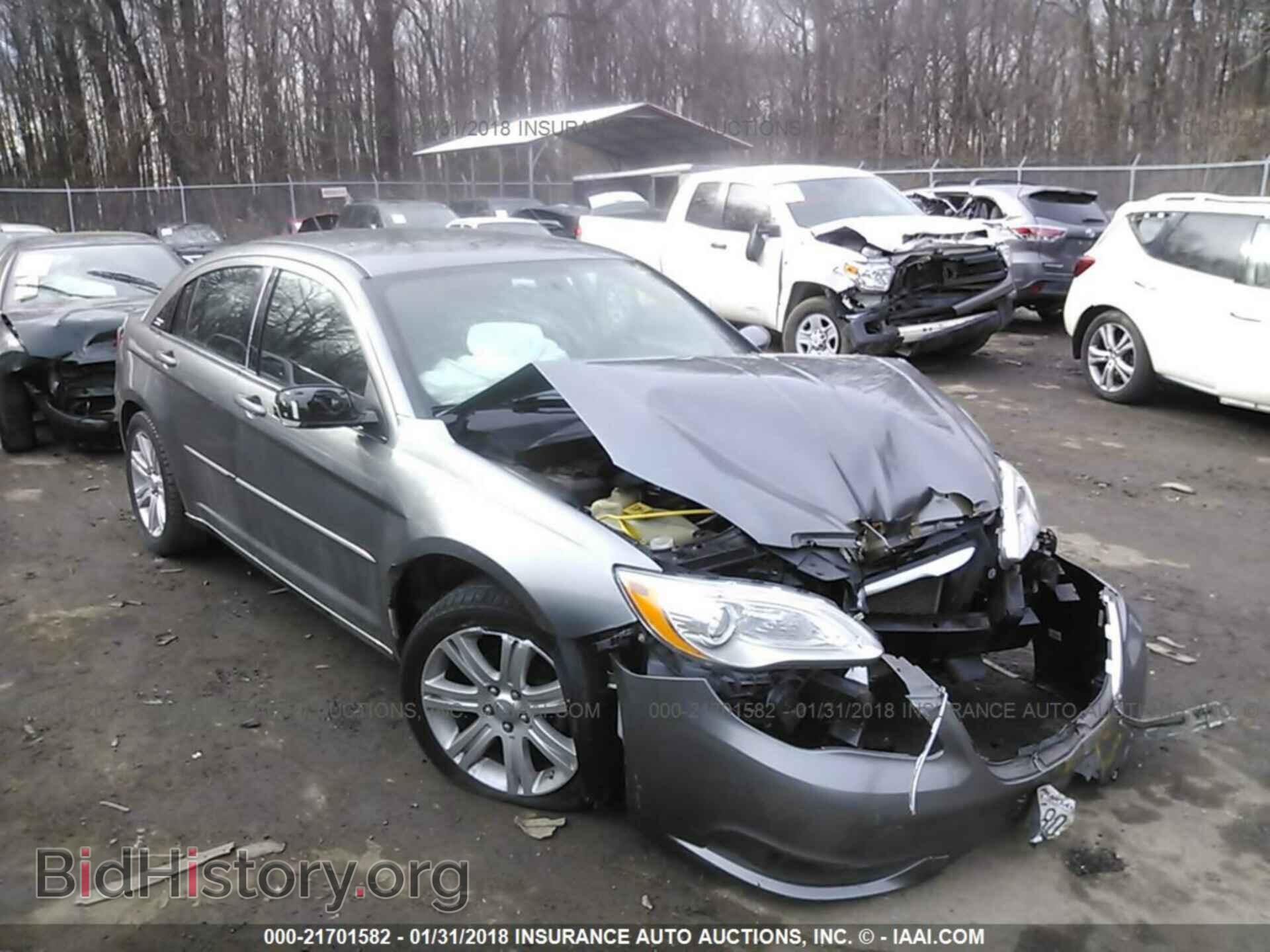 Photo 1C3CCBBB3DN732229 - Chrysler 200 2013