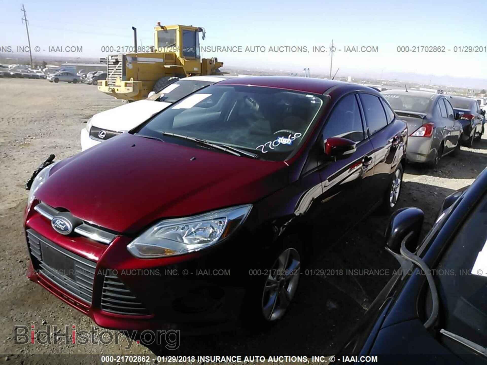 2013 Ford Focus - VIN: 1FADP3F29DL220660 - Photo 2