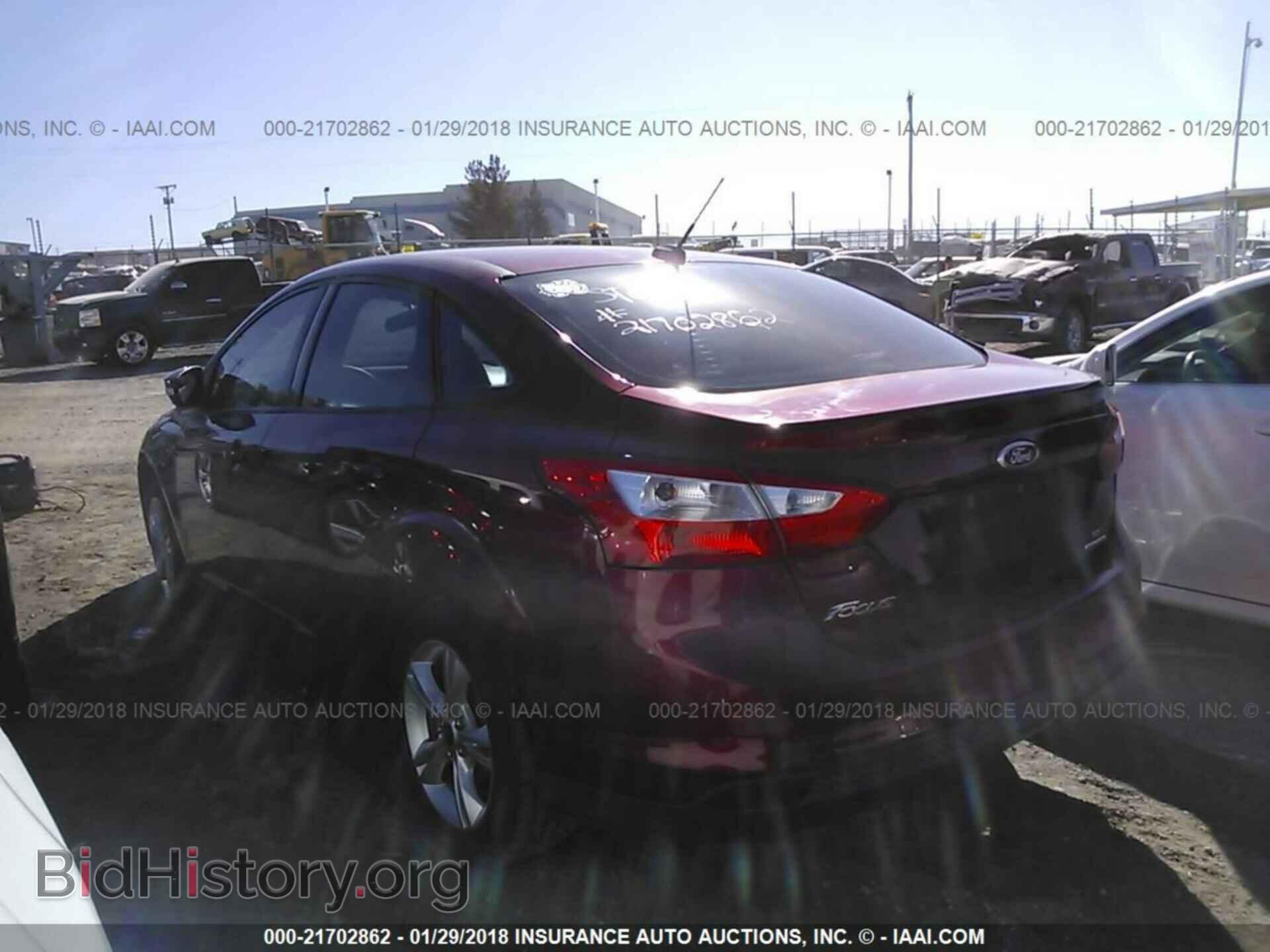 2013 Ford Focus - VIN: 1FADP3F29DL220660 - Photo 3