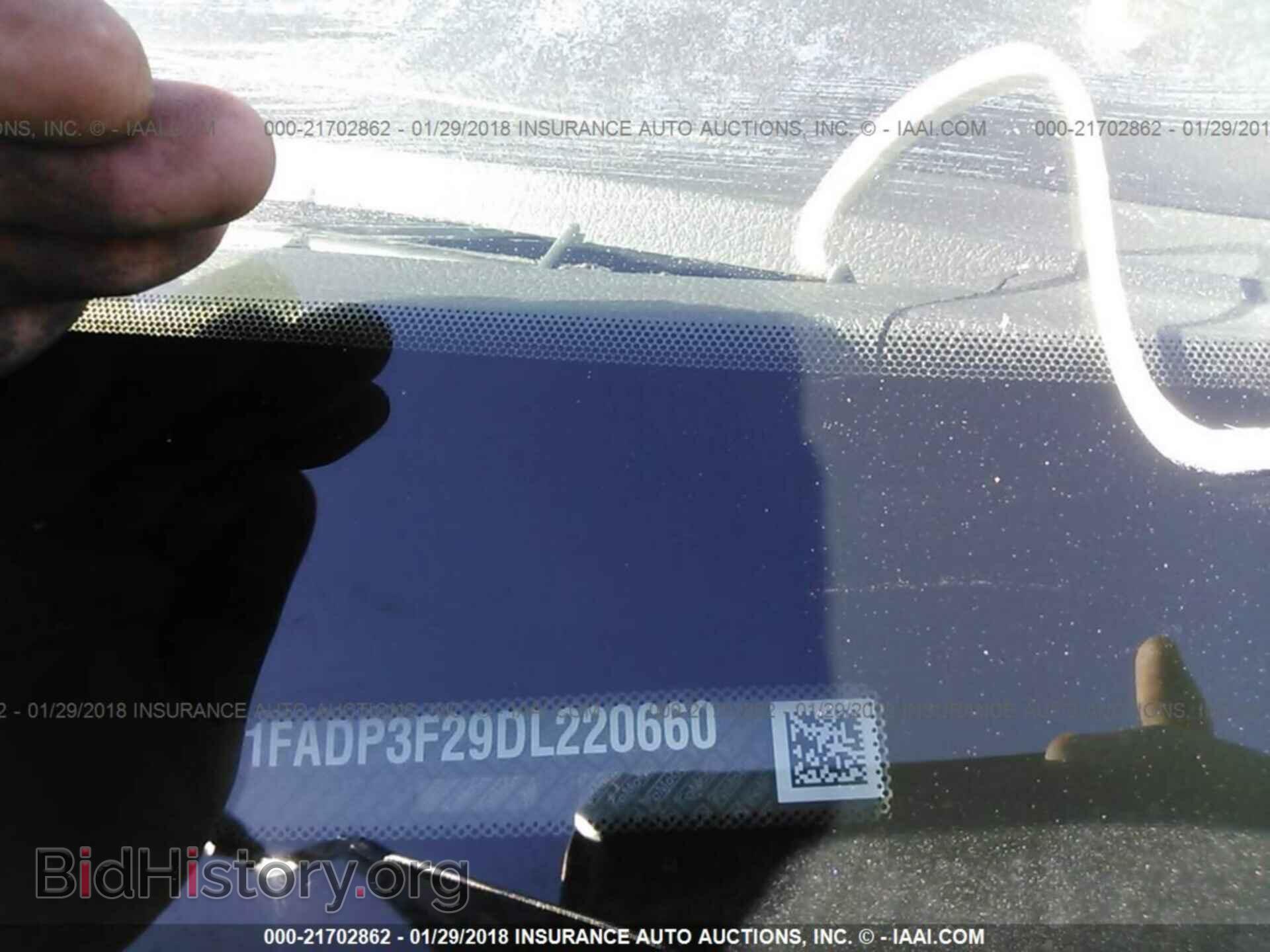 2013 Ford Focus - VIN: 1FADP3F29DL220660 - Photo 9