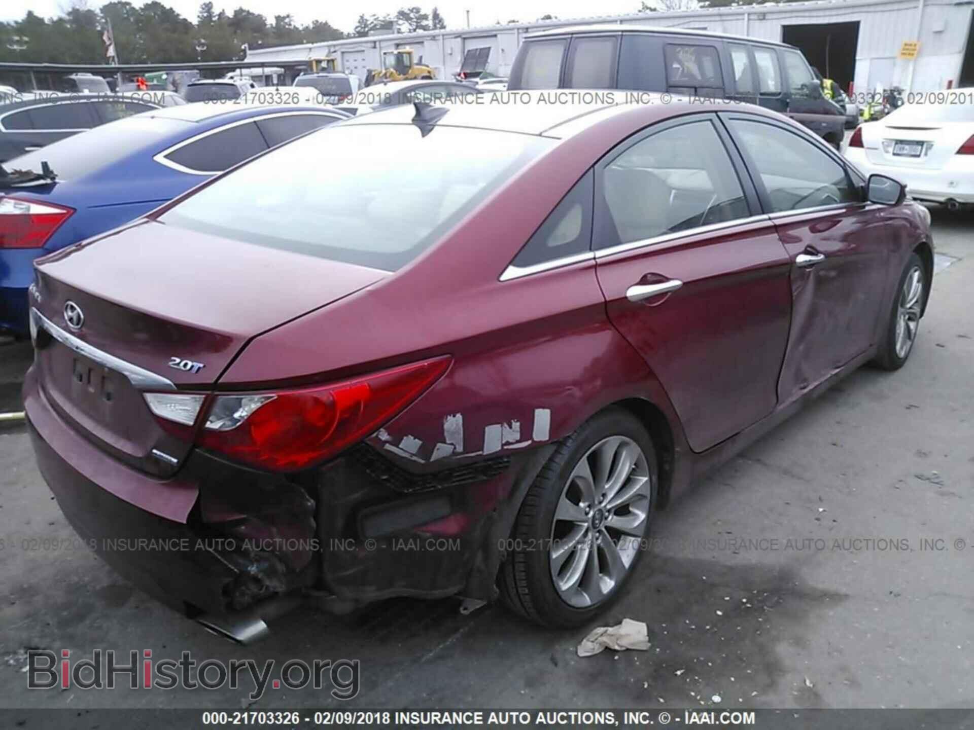 2012 Hyundai Sonata - VIN: 5NPEC4AB4CH464713 - Photo 4