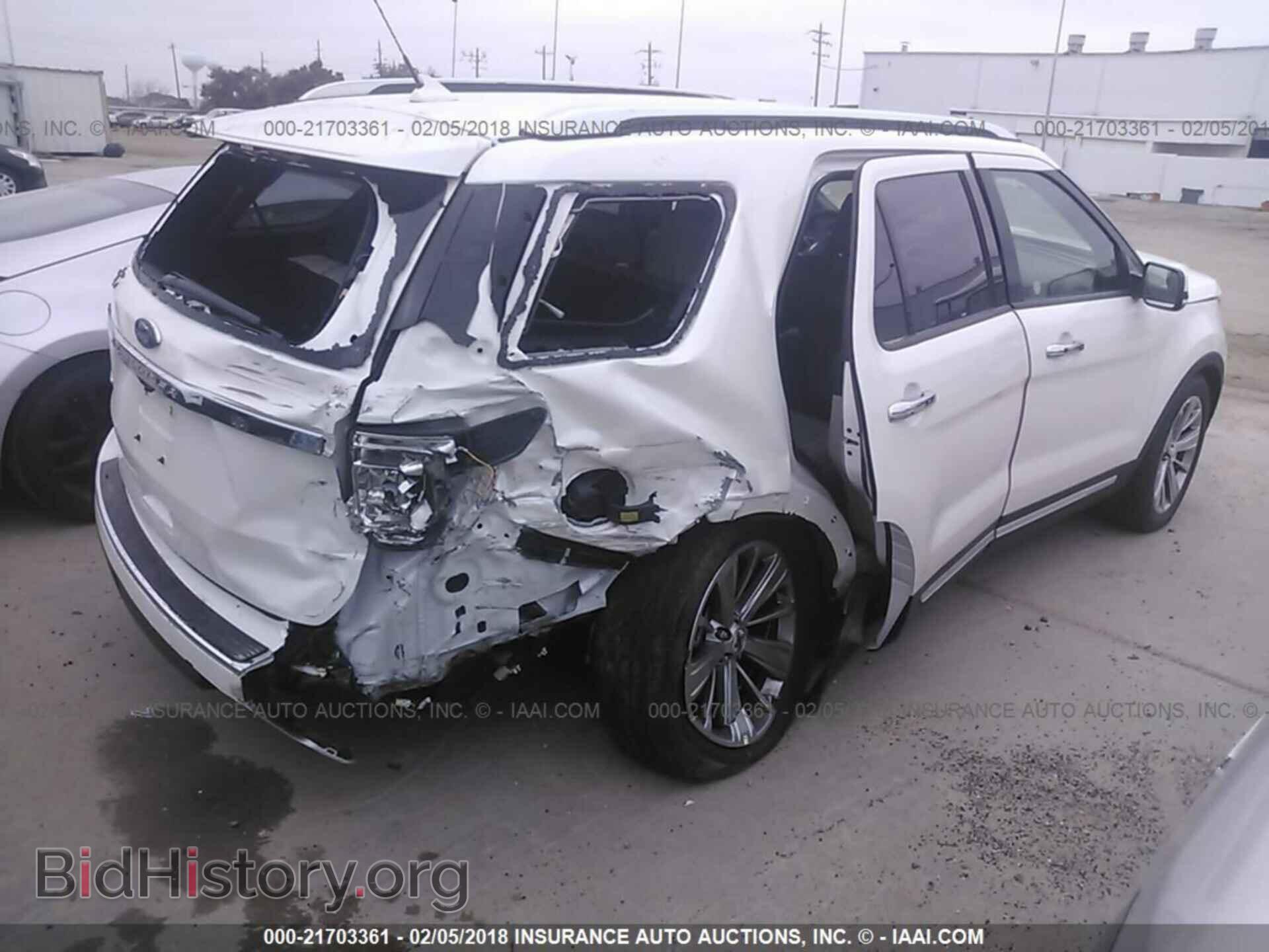2018 Ford Explorer - VIN: 1FM5K7F80JGA27452 - Photo 4