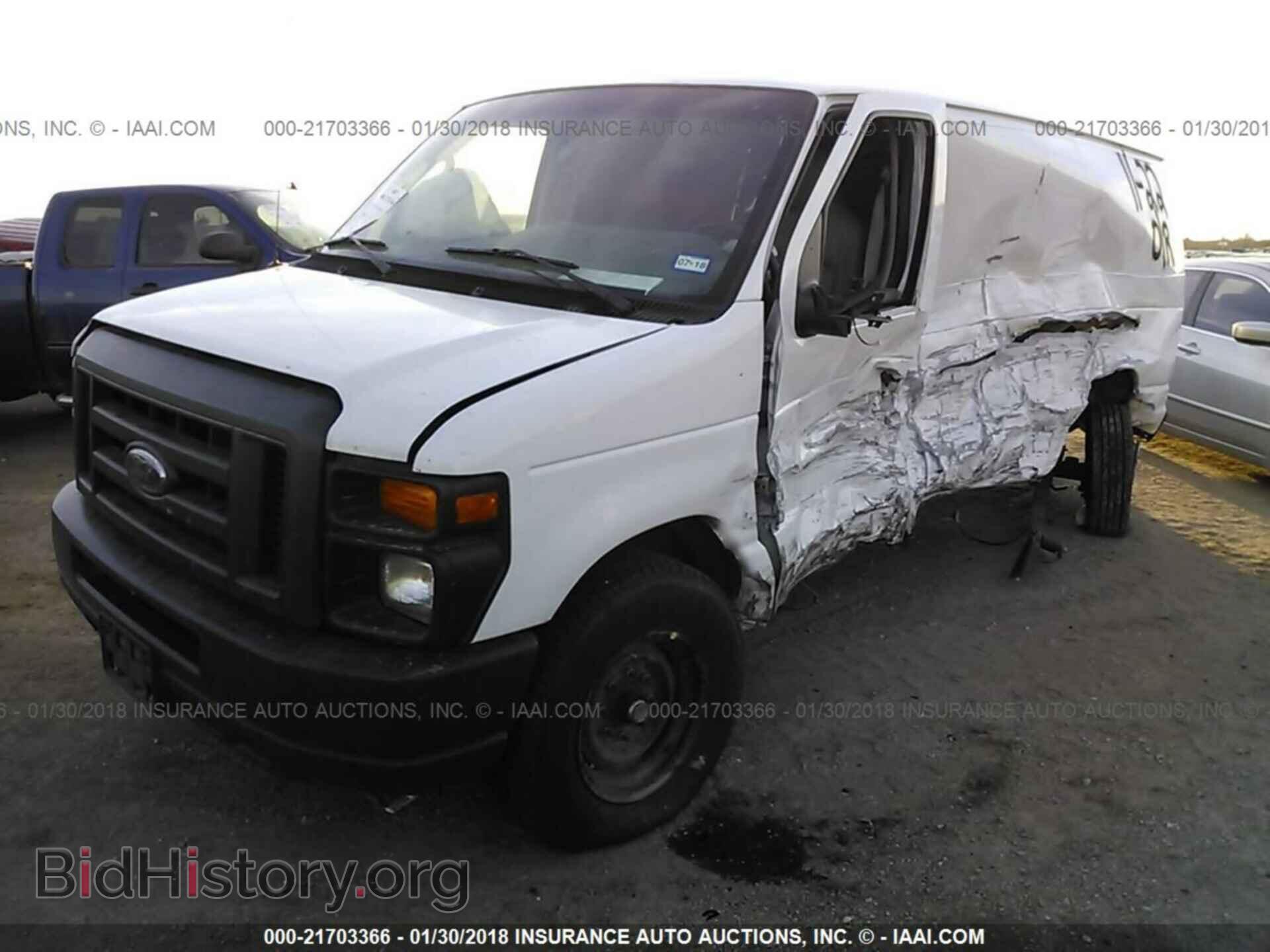 2013 Ford Econoline - VIN: 1FTNE2ELXDDB08100 - Фото 2