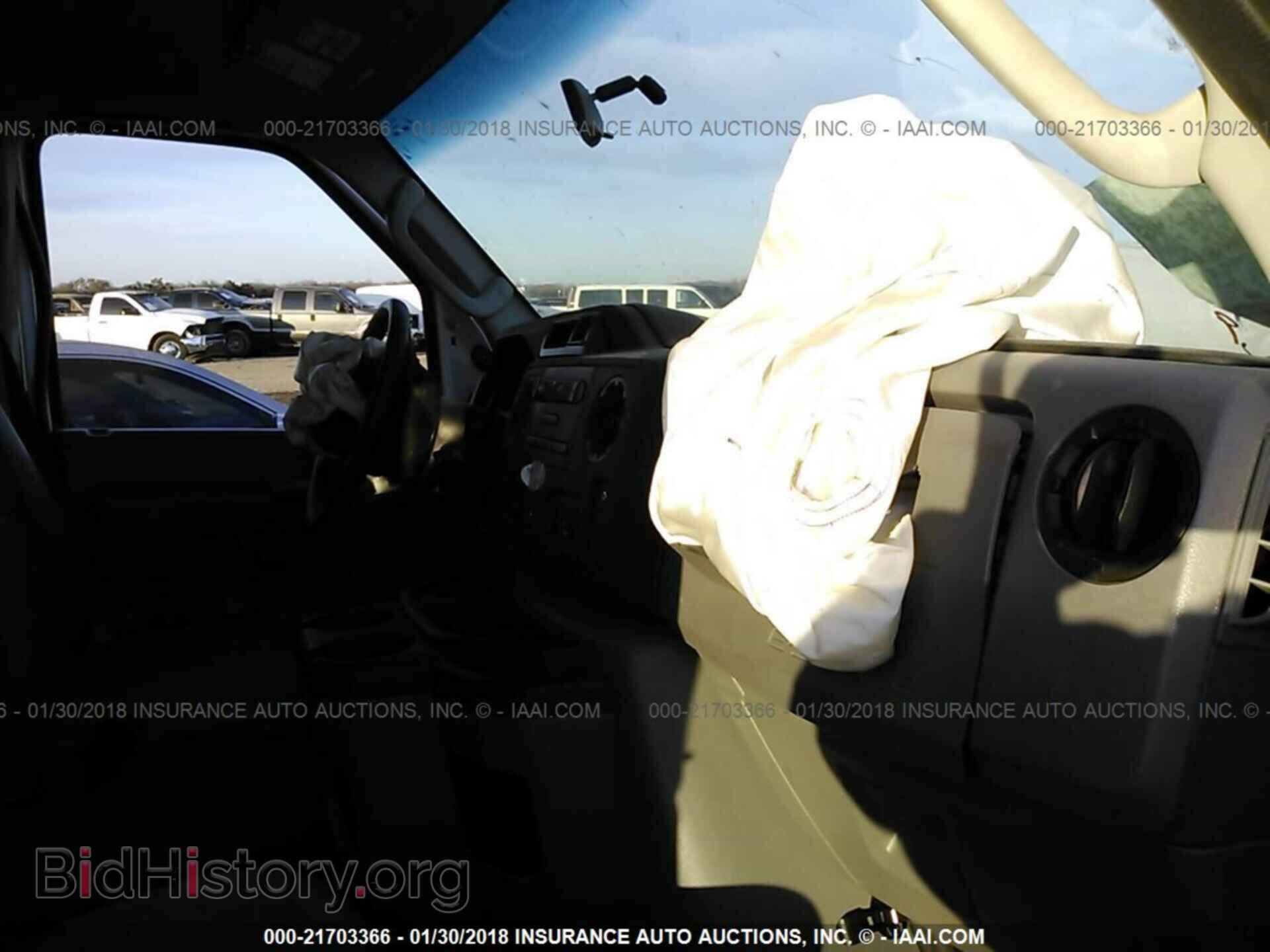 2013 Ford Econoline - VIN: 1FTNE2ELXDDB08100 - Фото 5