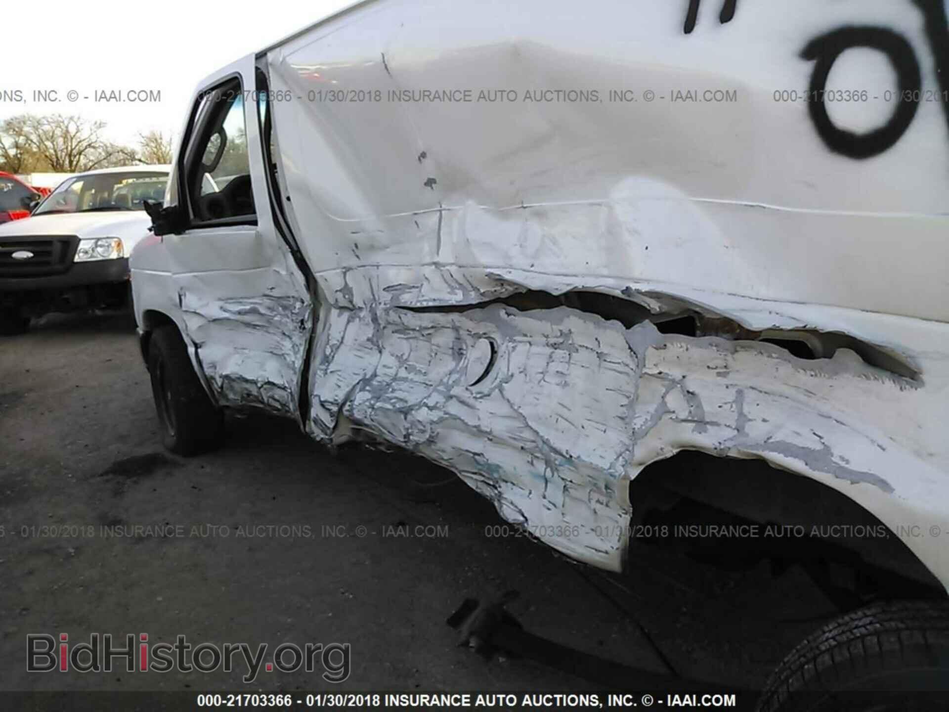2013 Ford Econoline - VIN: 1FTNE2ELXDDB08100 - Фото 6