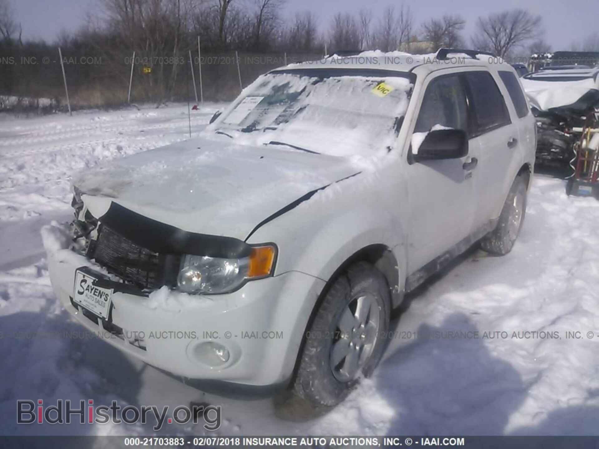 2012 Ford Escape - VIN: 1FMCU9D77CKC10922 - Photo 2