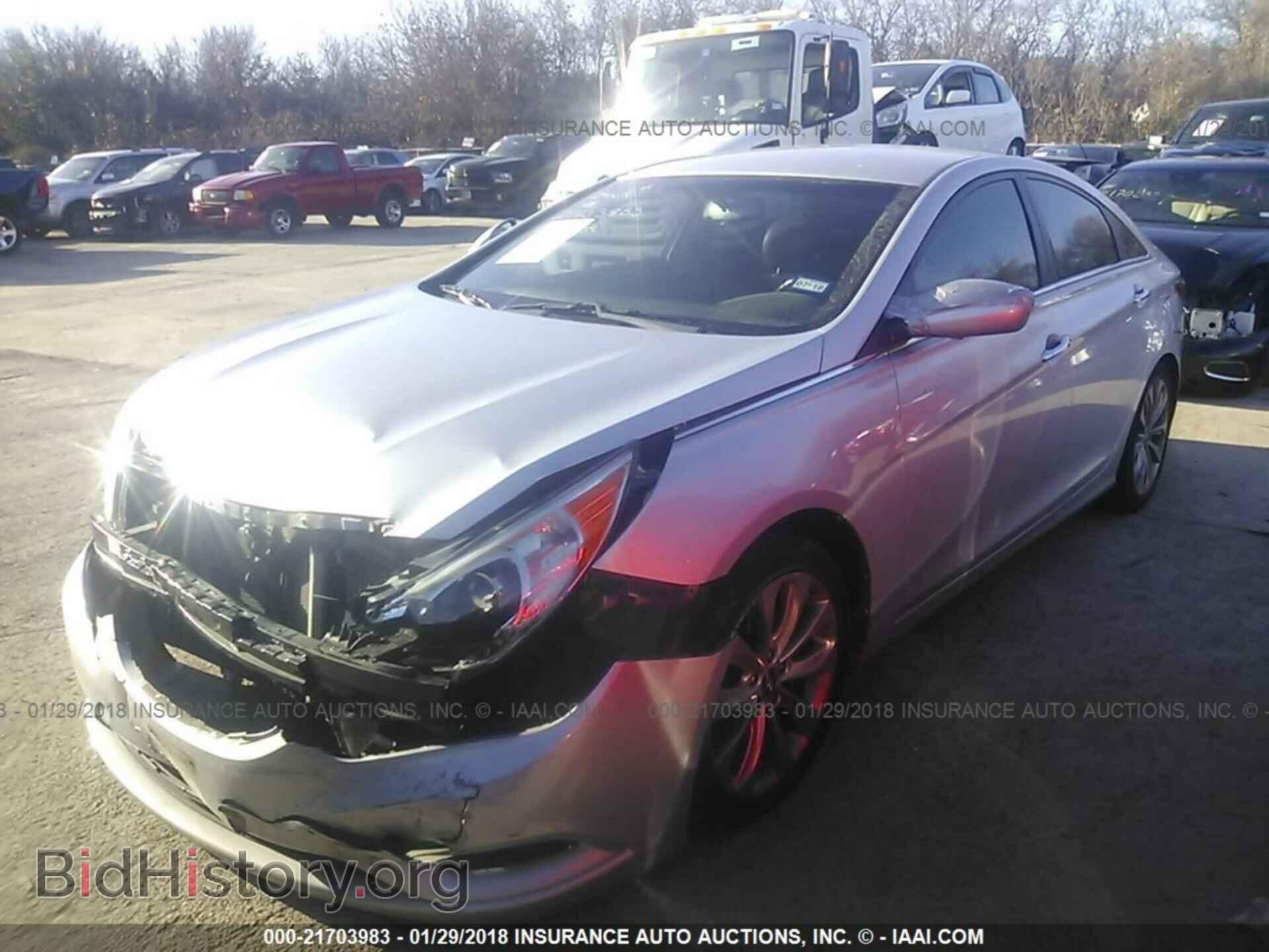 2012 Hyundai Sonata - VIN: 5NPEC4AB3CH391706 - Photo 2
