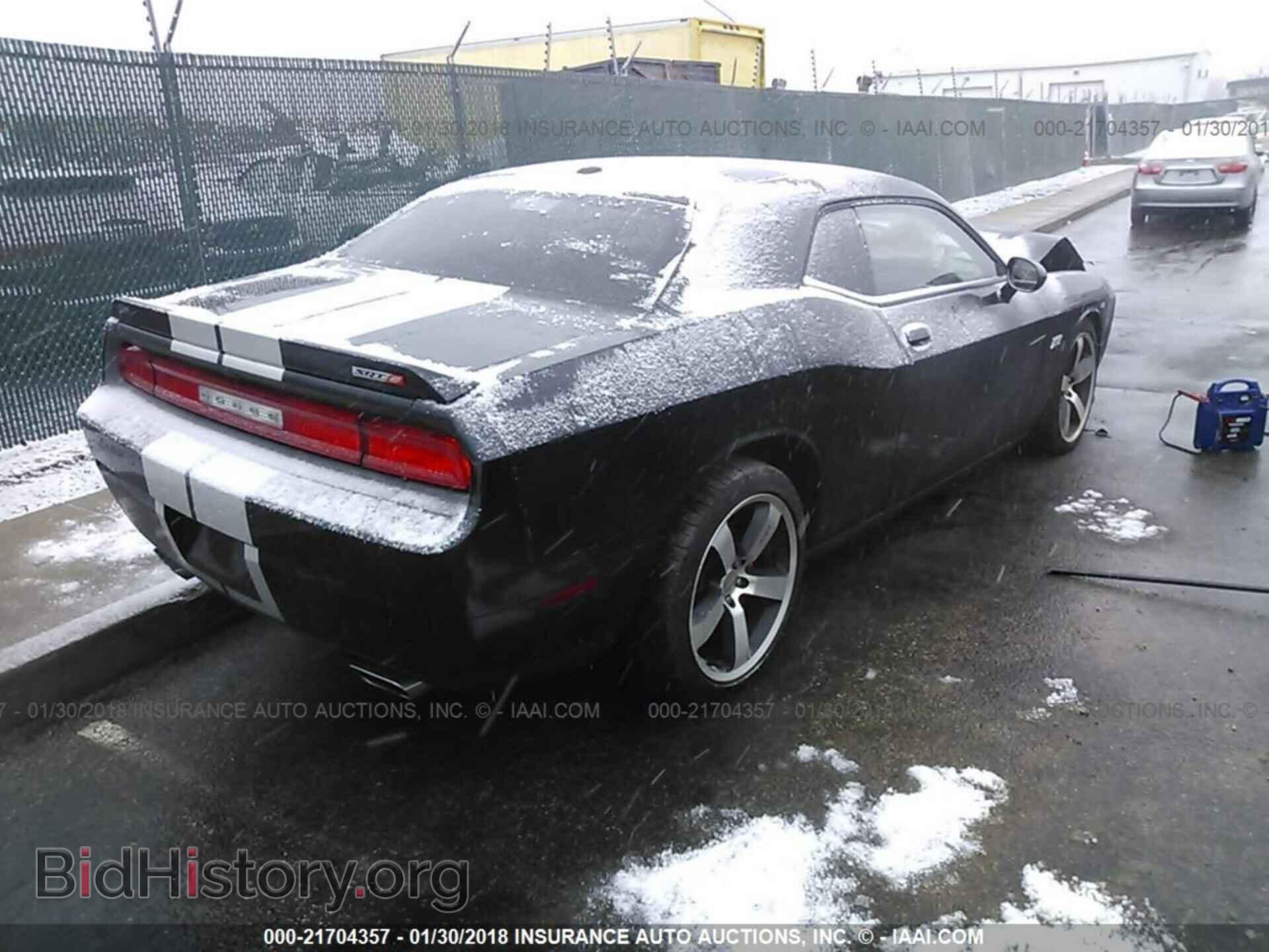 2012 Dodge Challenger - VIN: 2C3CDYCJ7CH103246 - Фото 4