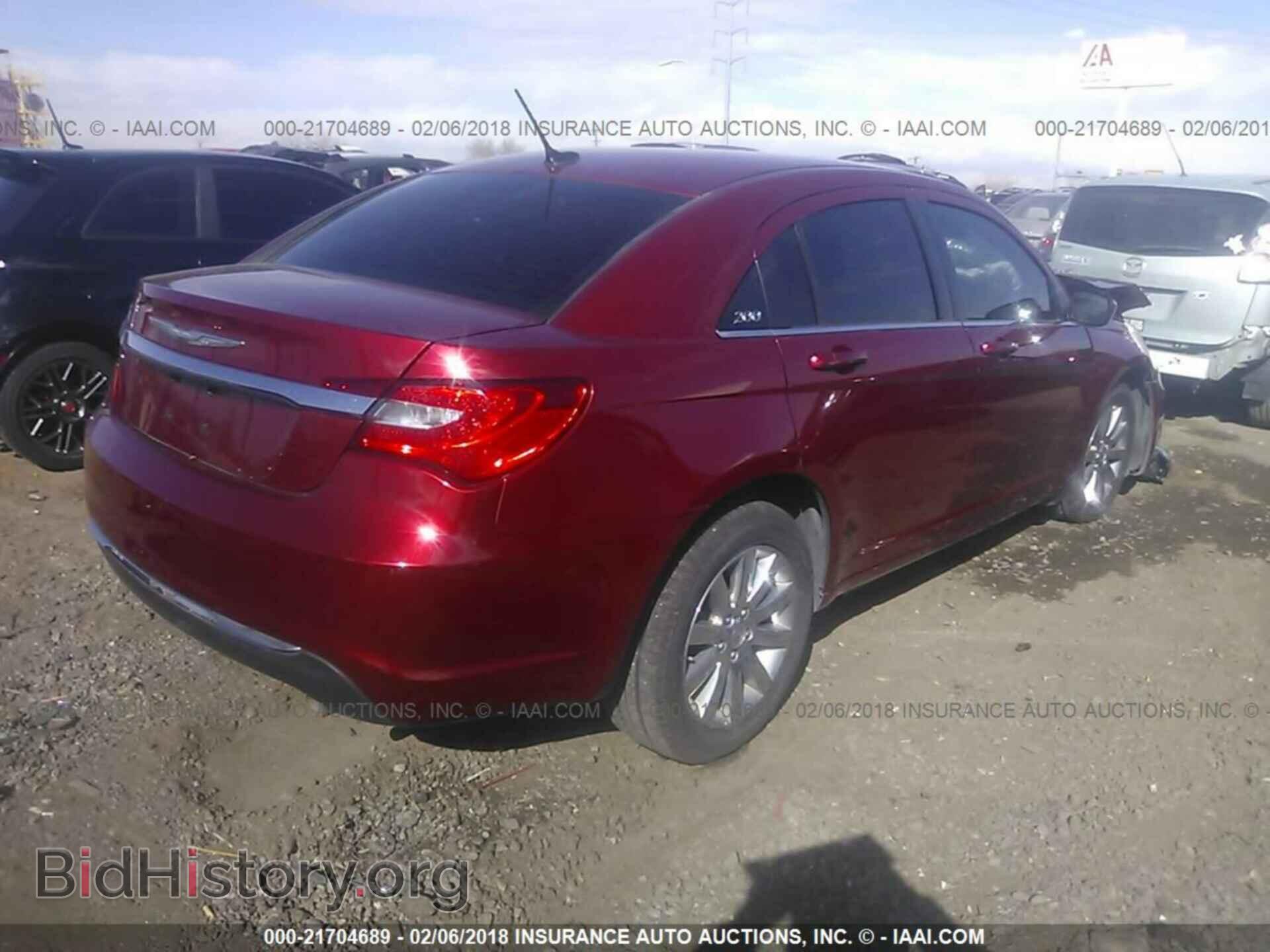 2013 Chrysler 200 - VIN: 1C3CCBBB7DN654537 - Фото 4