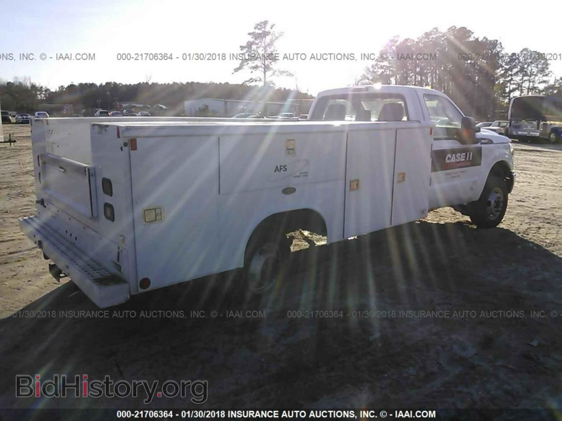 2013 Ford F350 - VIN: 1FDRF3HT9DEB83957 - Фото 4