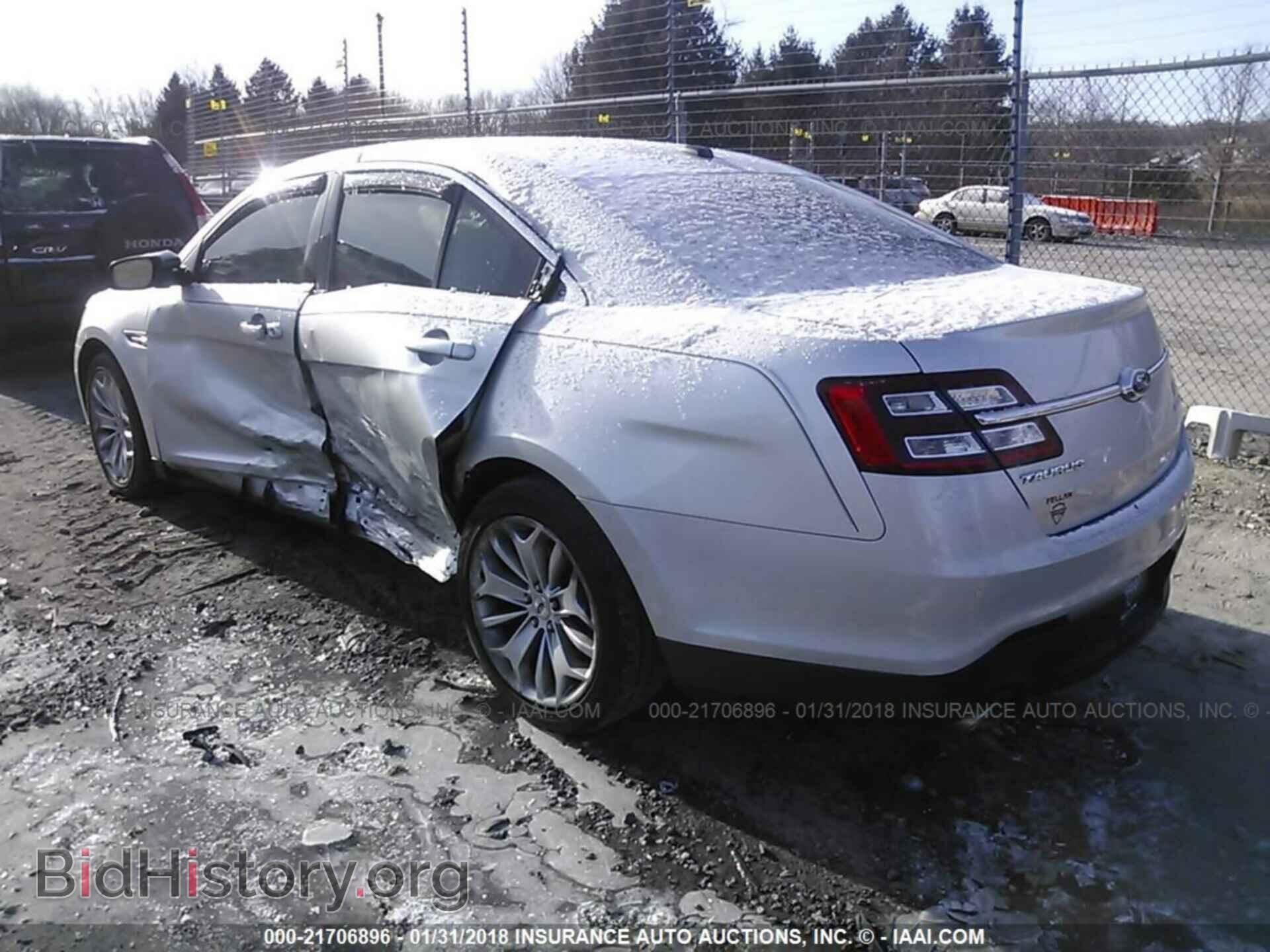 2013 FORD TAURUS - VIN: 1FAHP2F82DG123129 - Фото 3