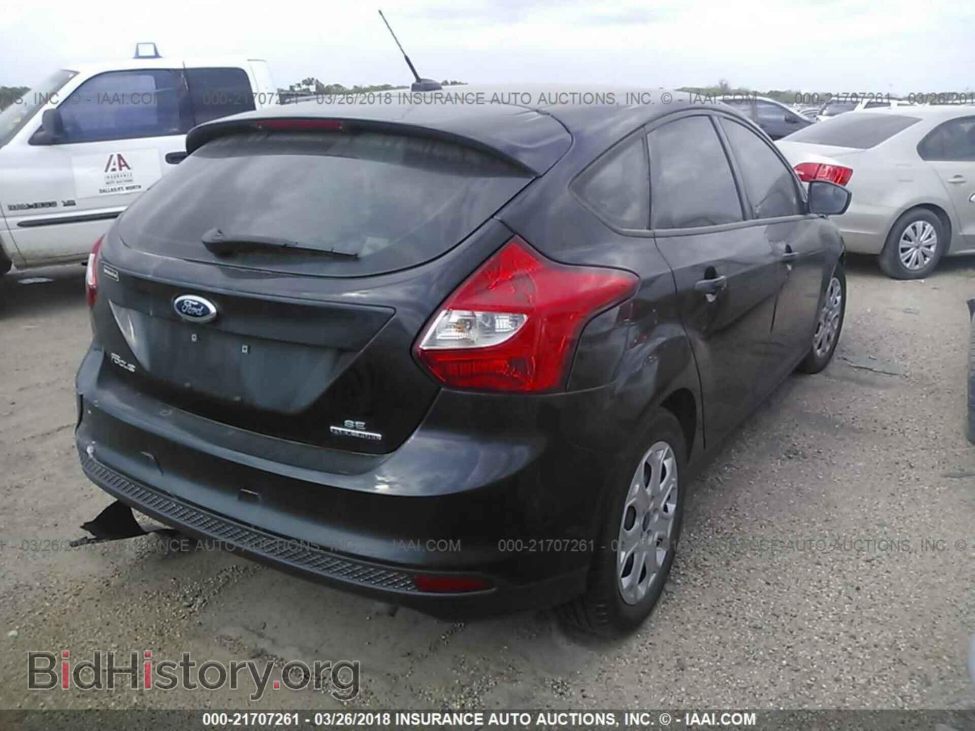 2012 Ford Focus - VIN: 1FAHP3K20CL449203 - Photo 4