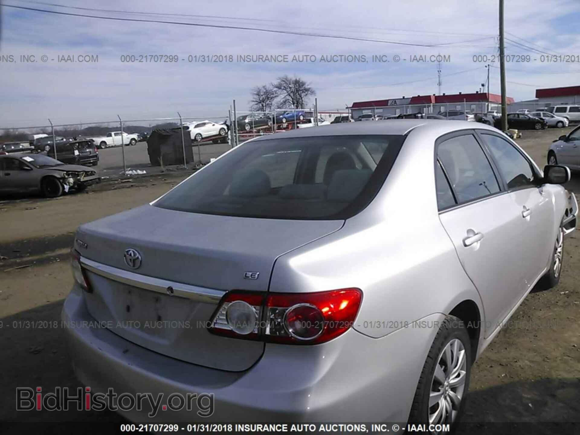 2013 Toyota Corolla - VIN: 2T1BU4EE8DC059351 - Photo 4