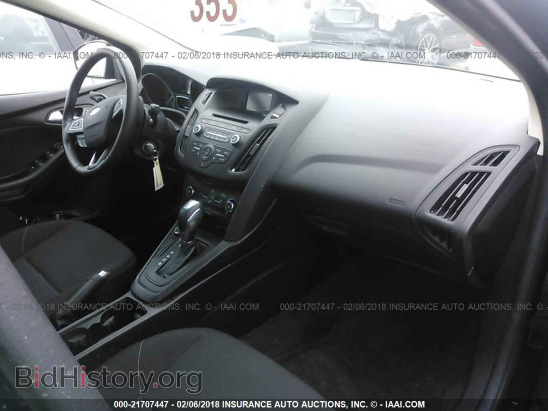 2016 Ford Focus - VIN: 1FADP3F24GL389408 - Фото 5