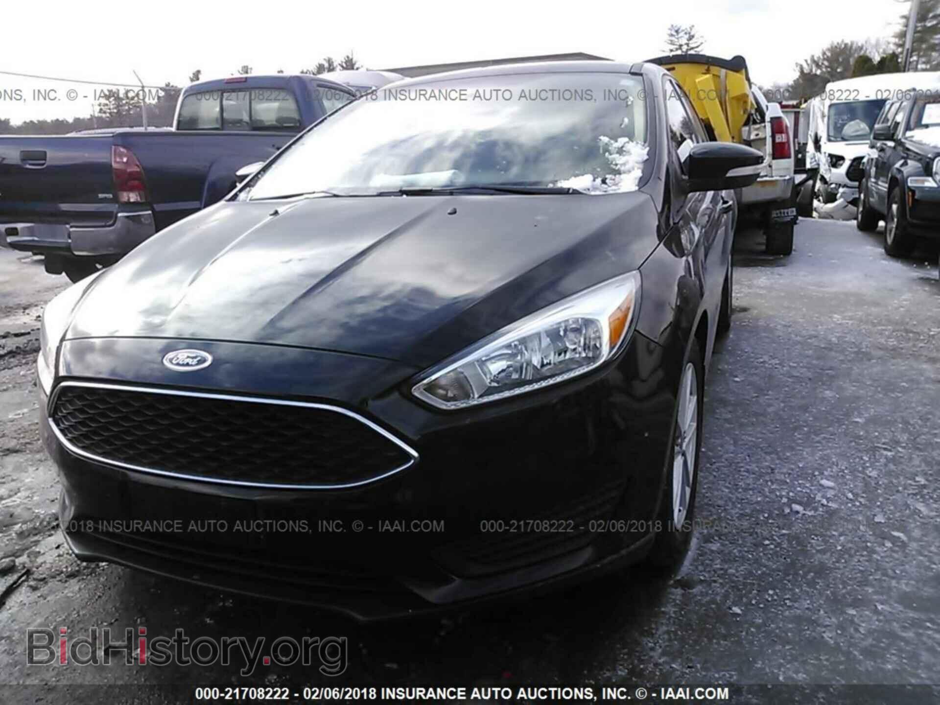 2016 Ford Focus - VIN: 1FADP3F21GL248005 - Photo 6