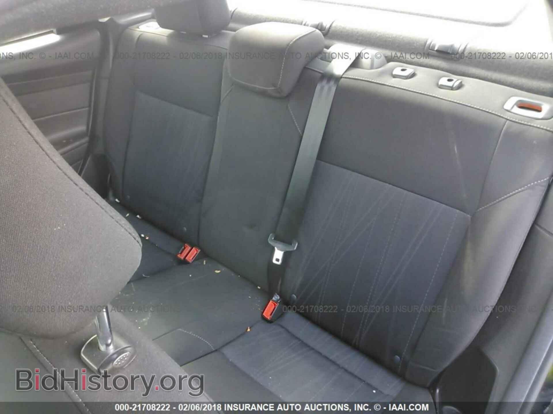 2016 Ford Focus - VIN: 1FADP3F21GL248005 - Photo 8