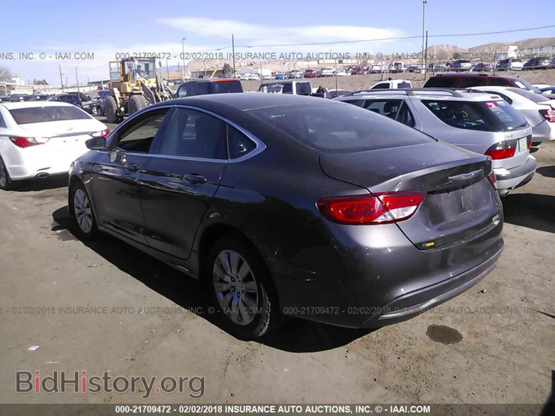 2016 Chrysler 200 - VIN: 1C3CCCFB9GN171457 - Фото 3