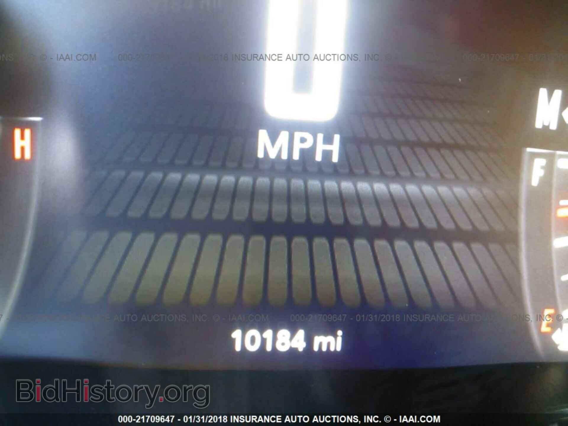 2017 Dodge Challenger - VIN: 2C3CDZAG9HH555543 - Фото 7
