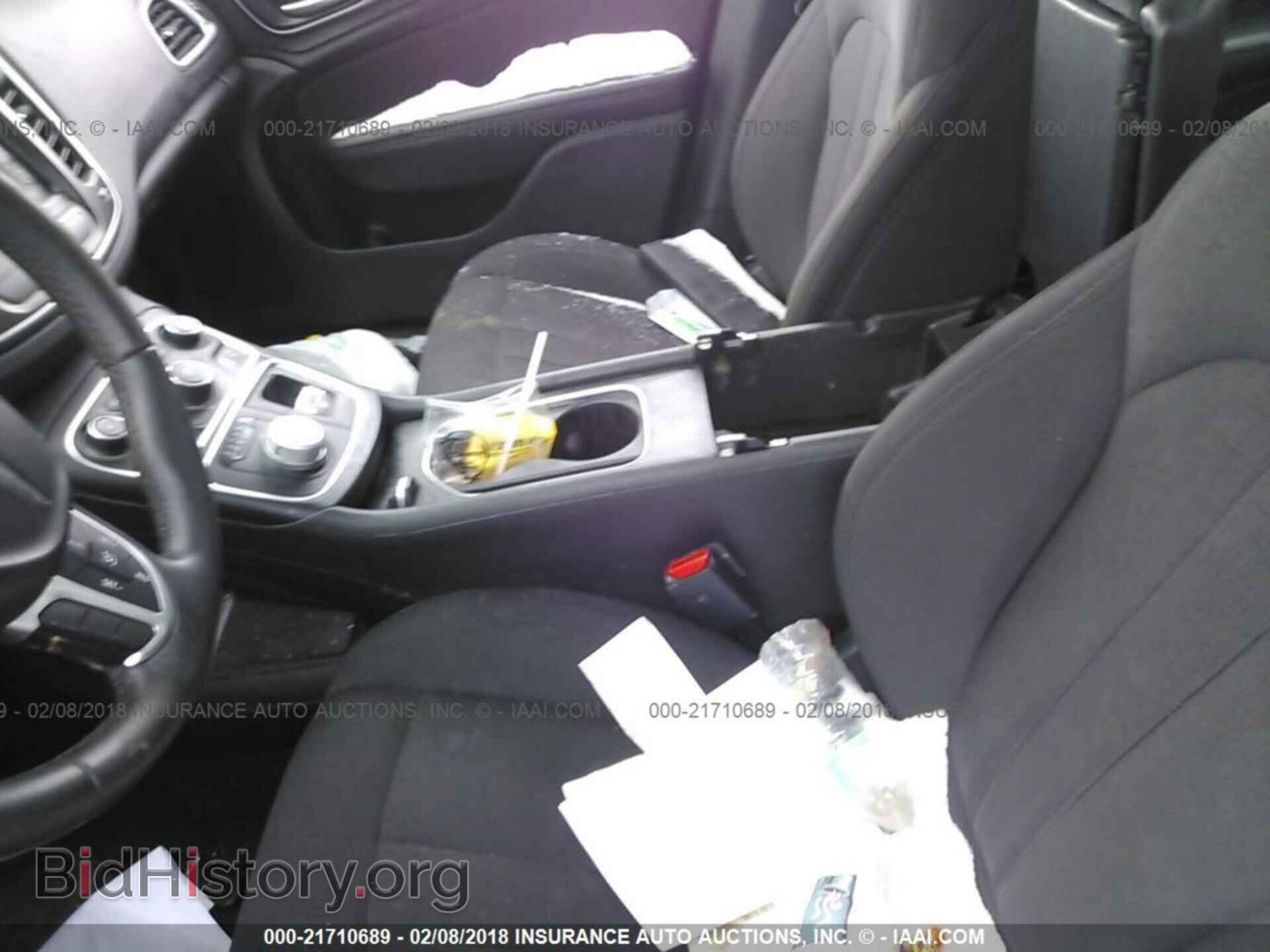 2015 Chrysler 200 - VIN: 1C3CCCAB0FN675059 - Photo 5