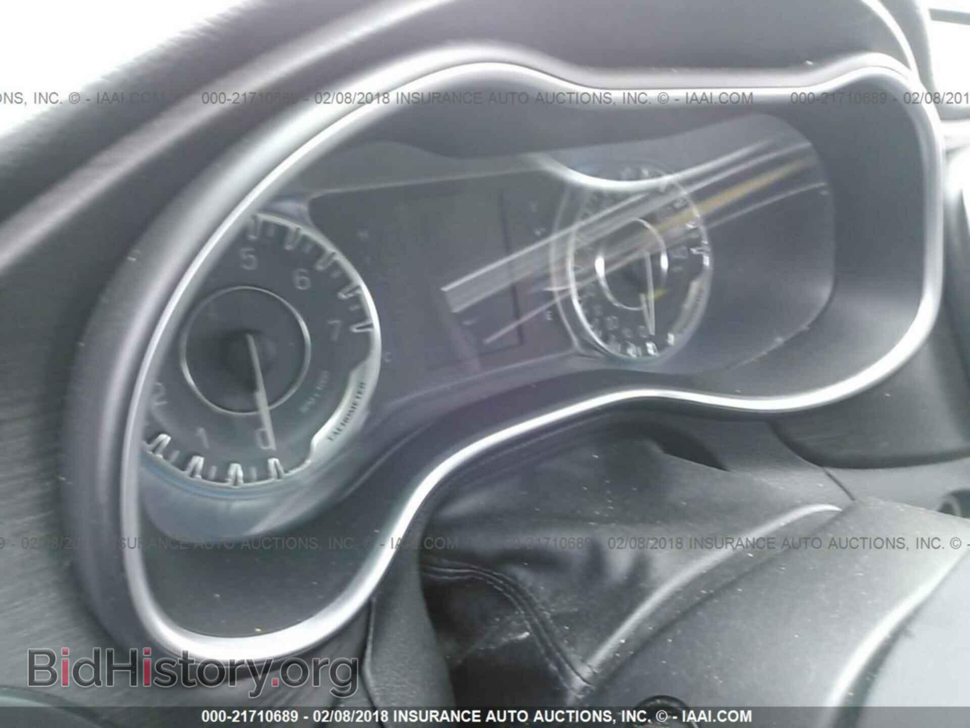 2015 Chrysler 200 - VIN: 1C3CCCAB0FN675059 - Photo 7