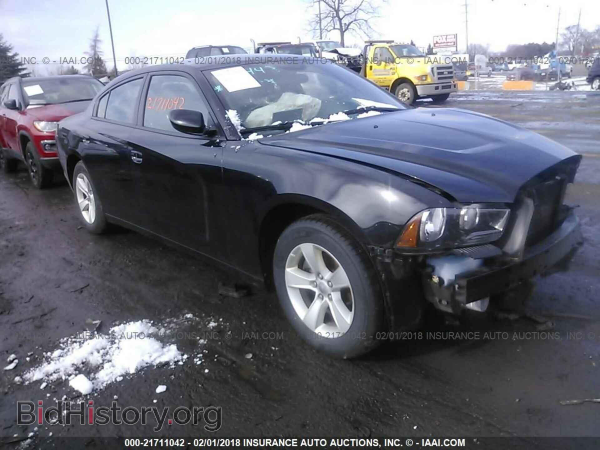 Photo 2C3CDXBG0DH688902 - Dodge Charger 2013