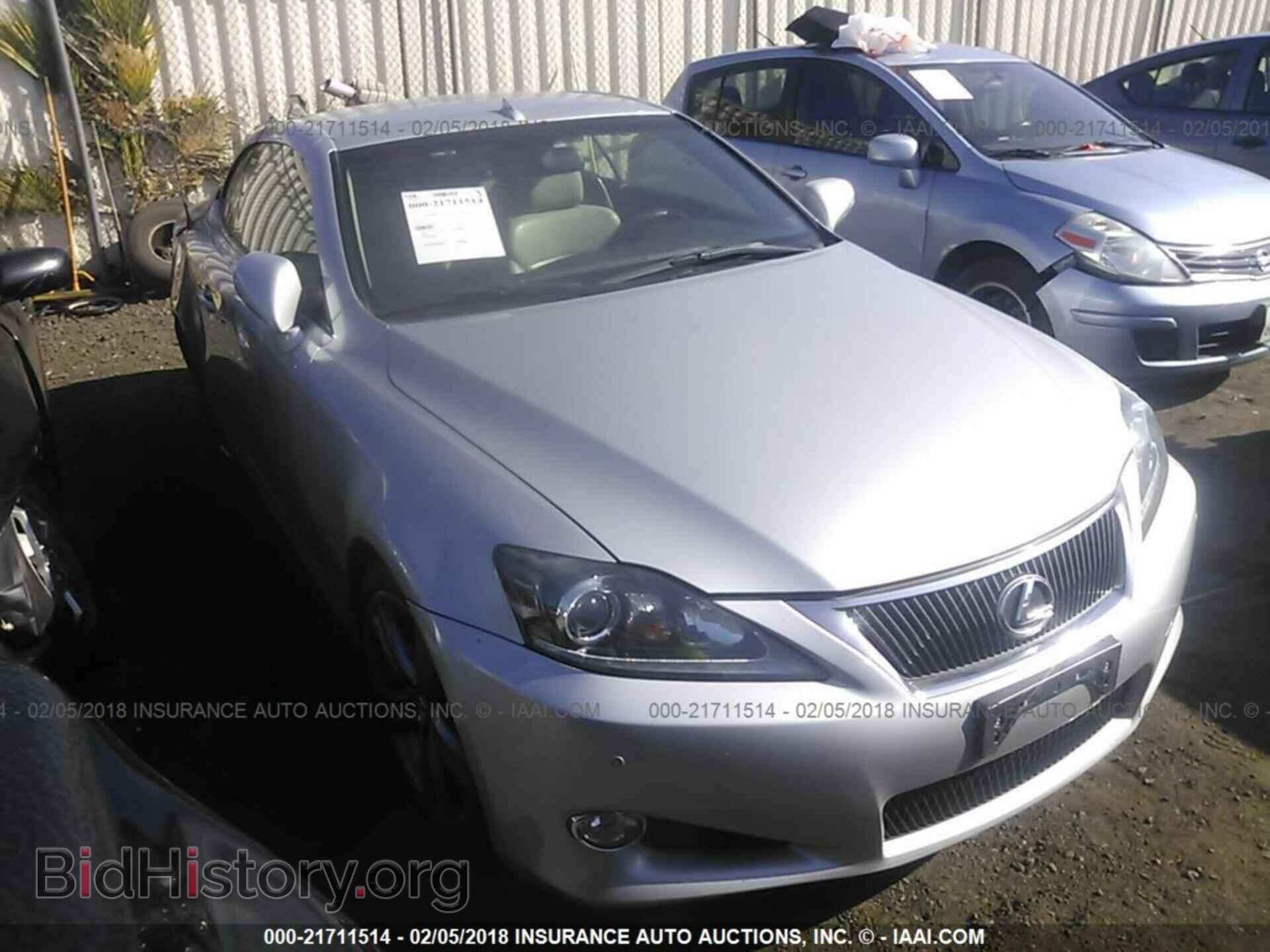 Photo JTHFF2C2XC2525625 - Lexus Is 2012