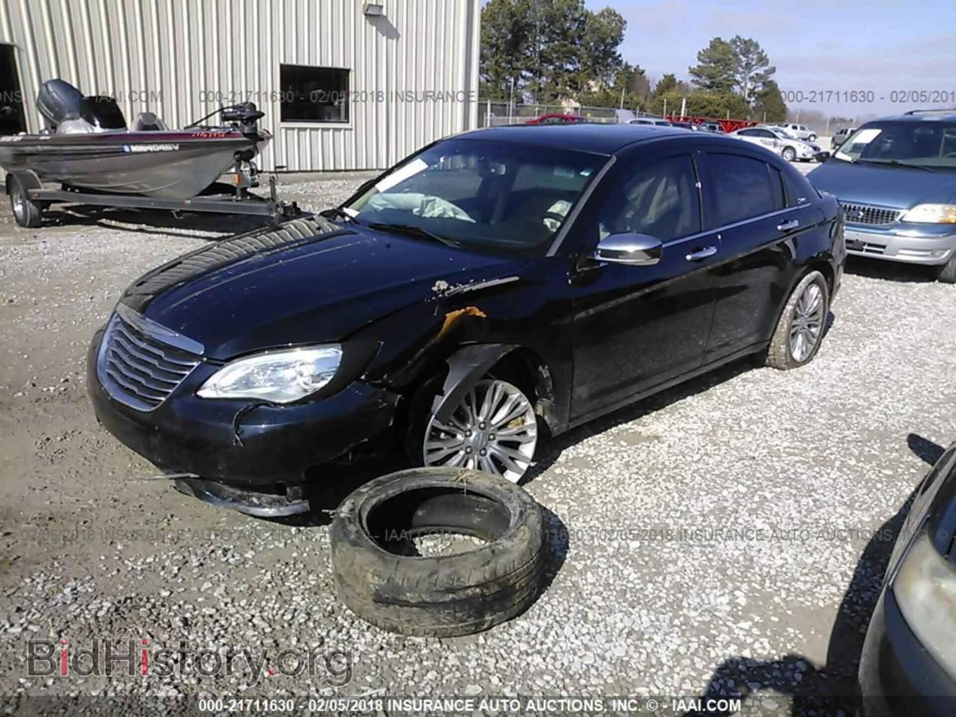 2012 Chrysler 200 - VIN: 1C3CCBCG8CN210396 - Photo 2