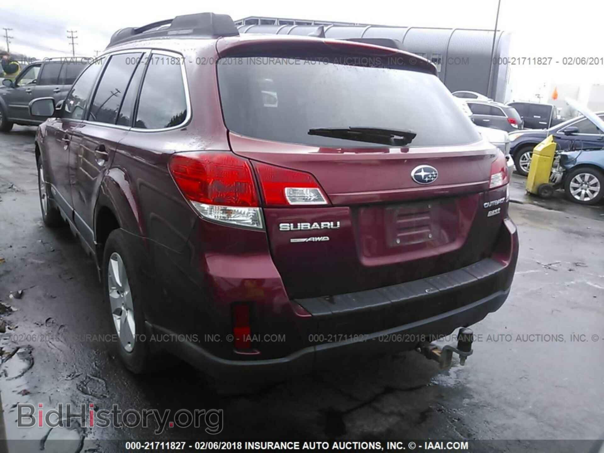 2011 Subaru Outback - VIN: 4S4BRBKC5B3373923 - Фото 3