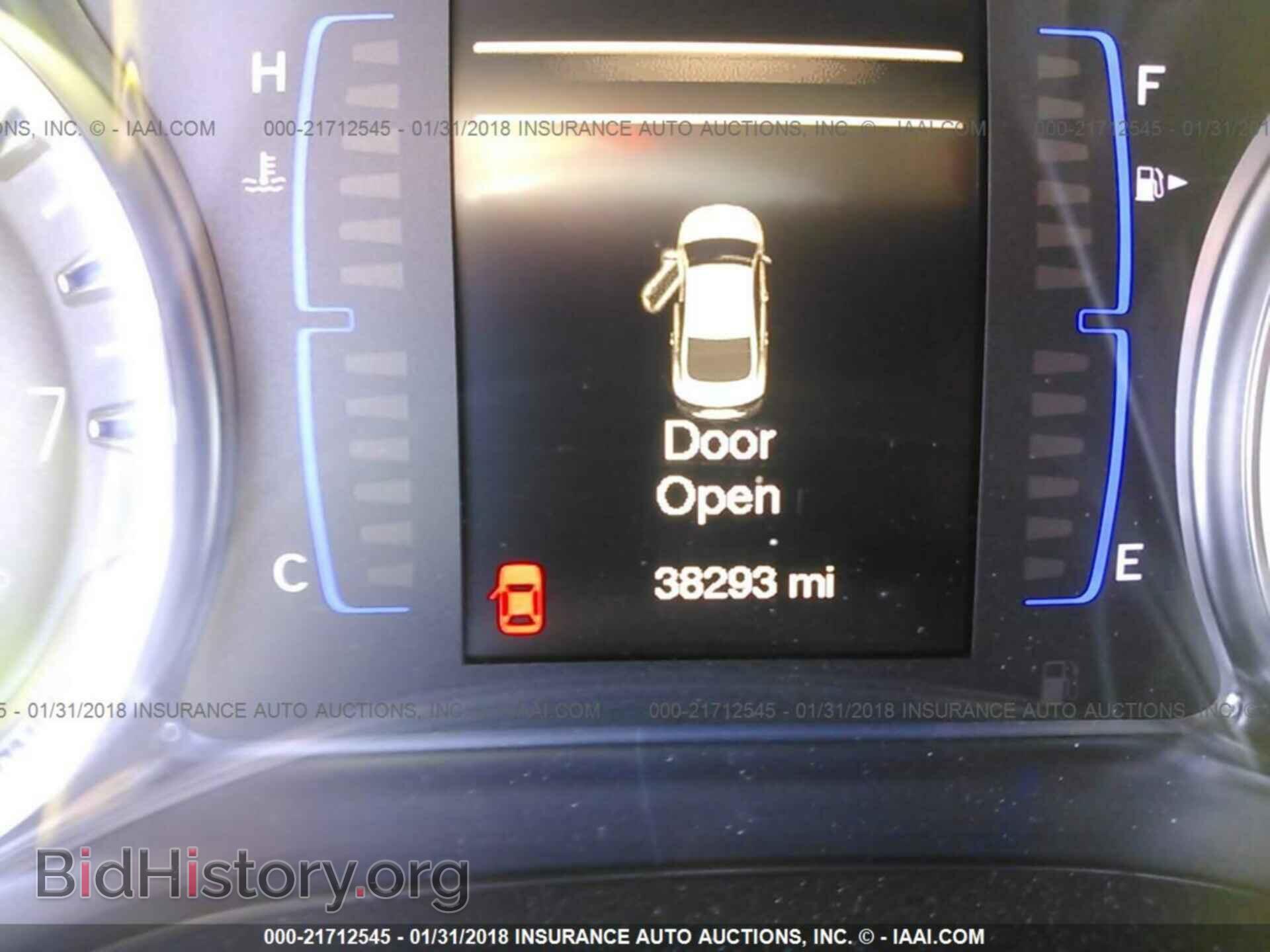 2016 Chrysler 200 - VIN: 1C3CCCAB8GN154012 - Photo 7