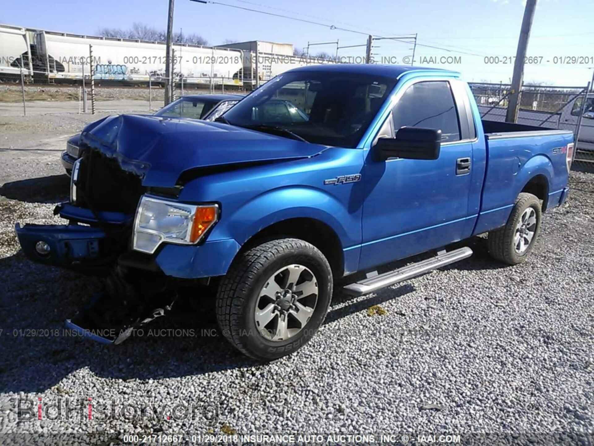 2011 Ford F150 - VIN: 1FTMF1CM3BFA32395 - Фото 2